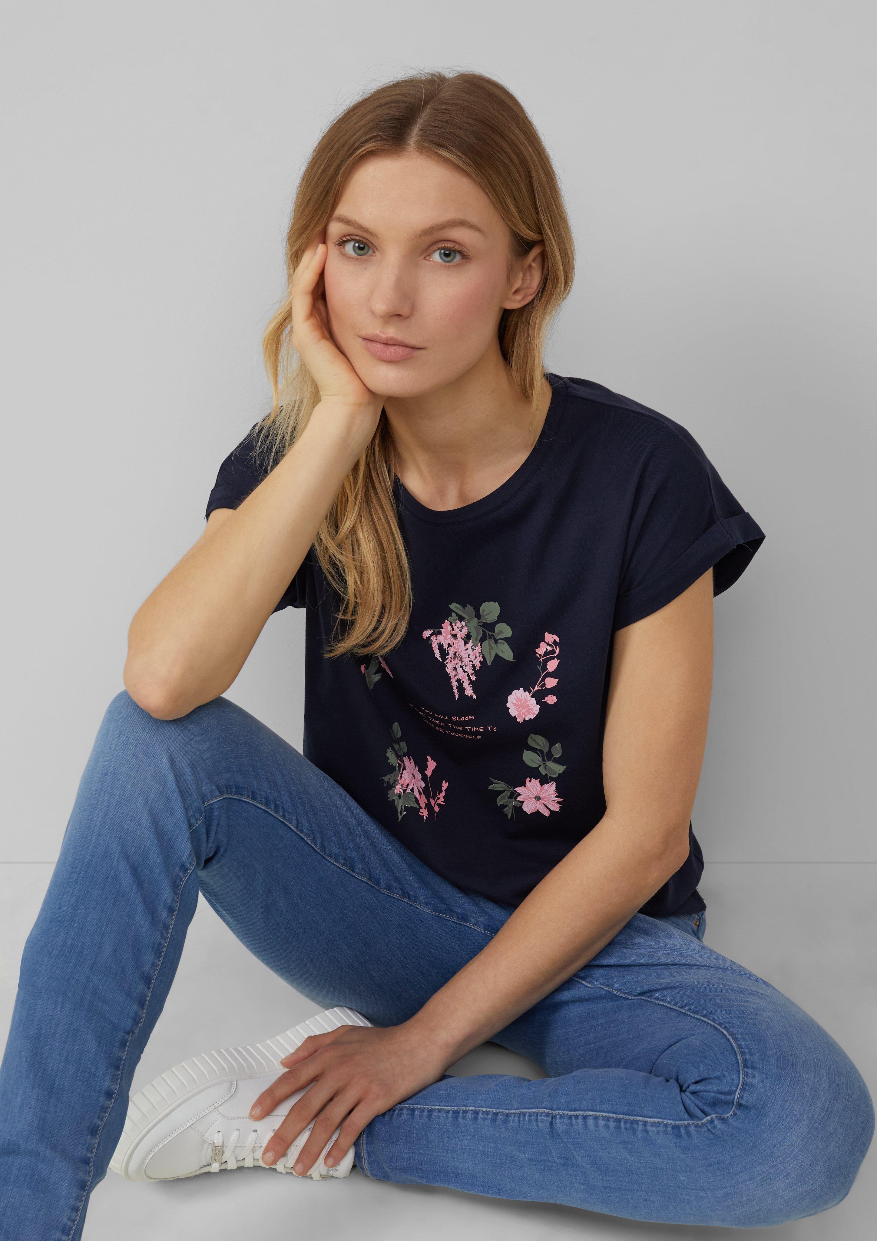 T-Shirt in 59D2, 02D0, 02D1, 02D2, 41D0 & 50D1