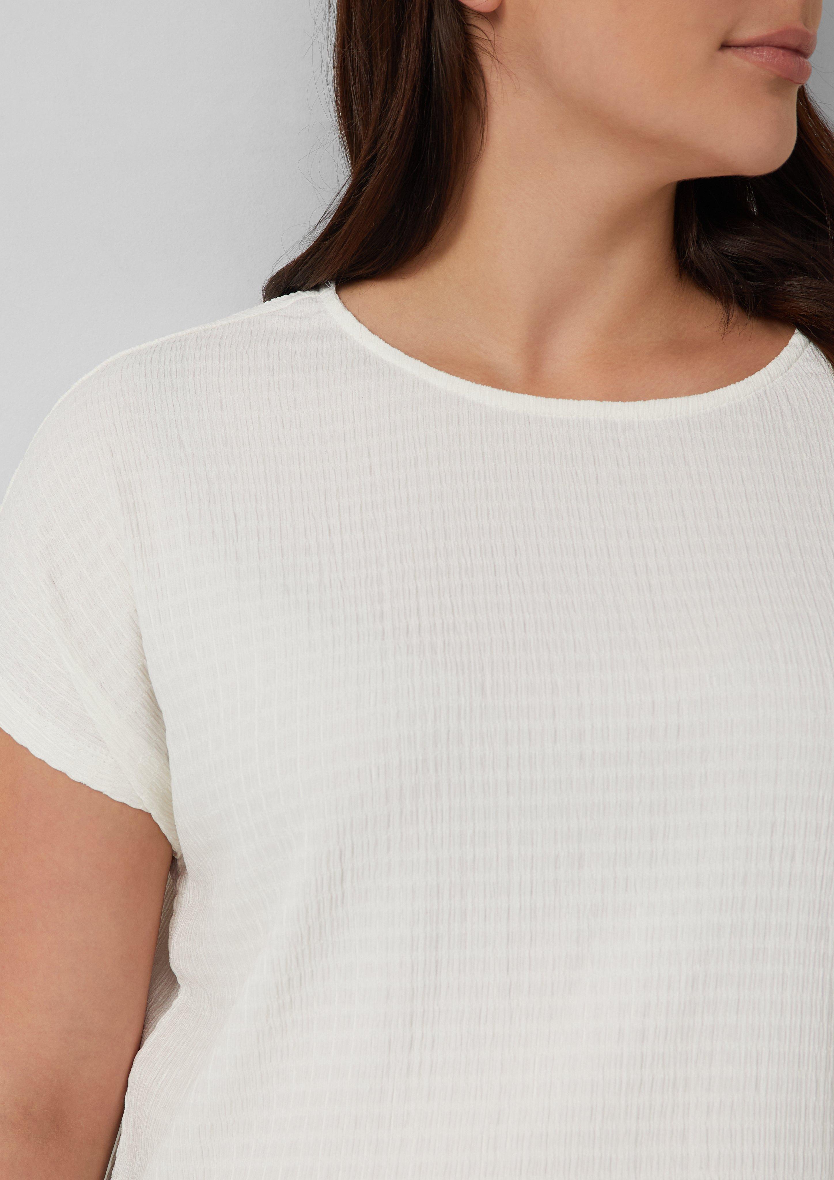 T-Shirt in 0210, 6933 & 9999