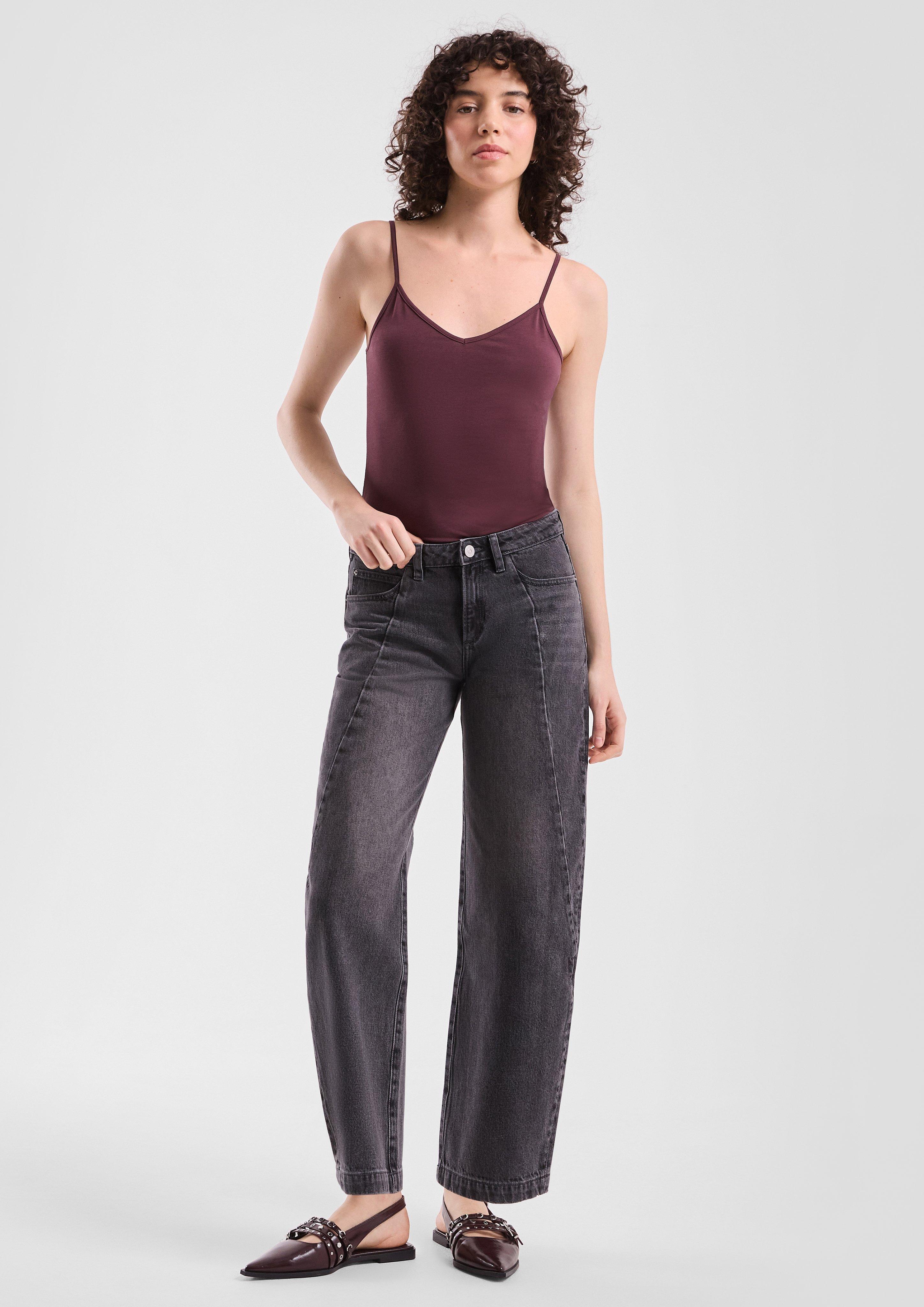 T-shirt in 4925, 9999 & 0200