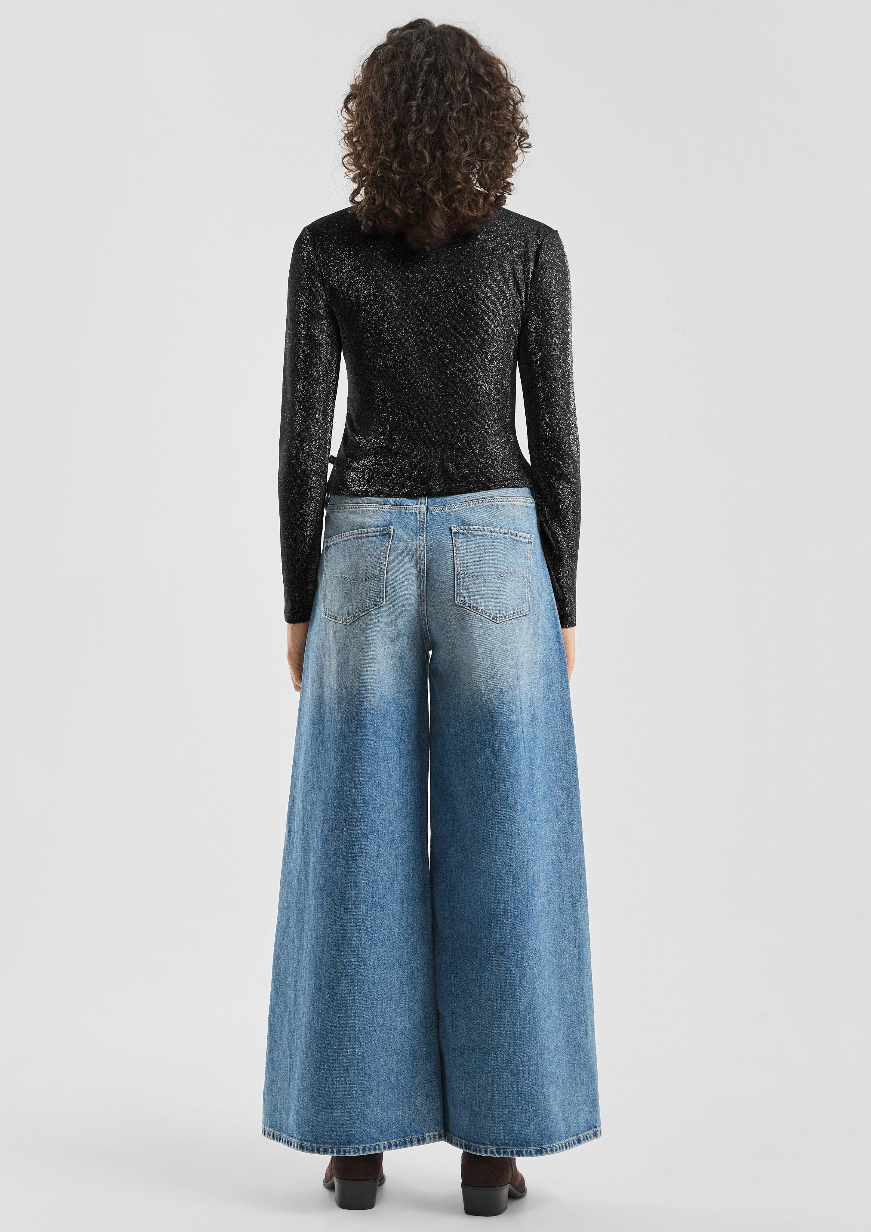 T-Shirt in 9999 & 4925