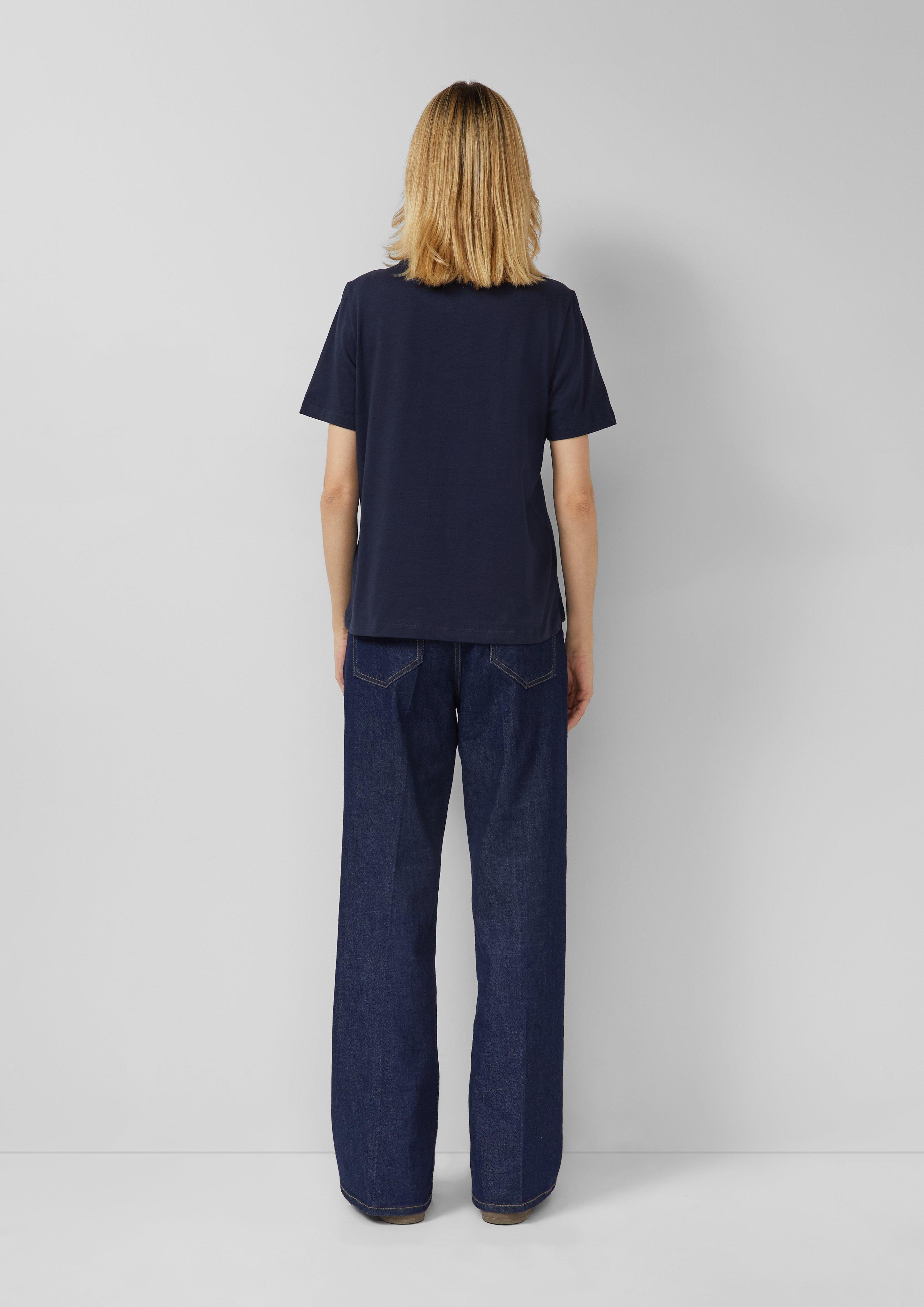 T-Shirt in 59D0 & 99D0