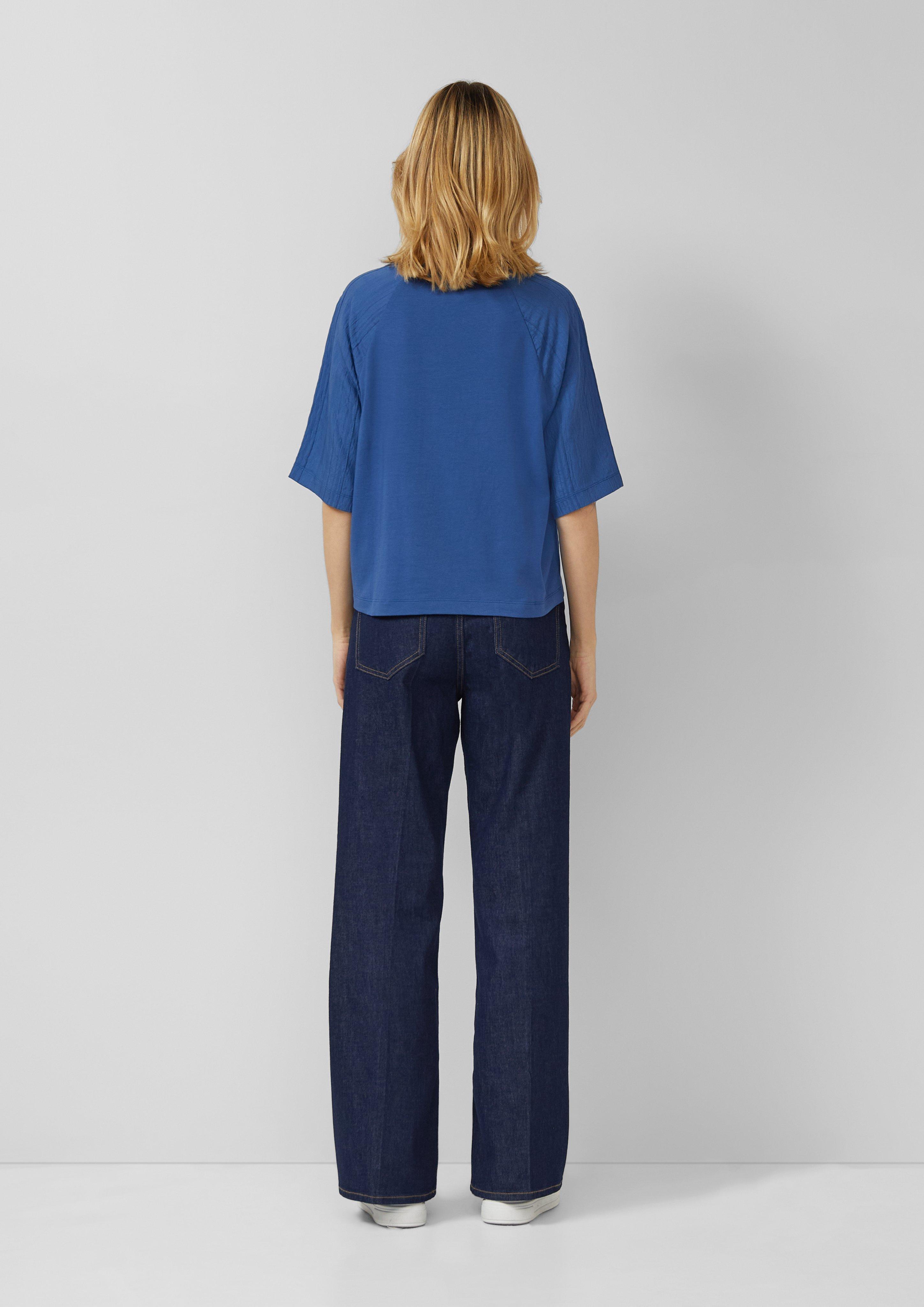 T-Shirt in 5527, 5141 & 8000