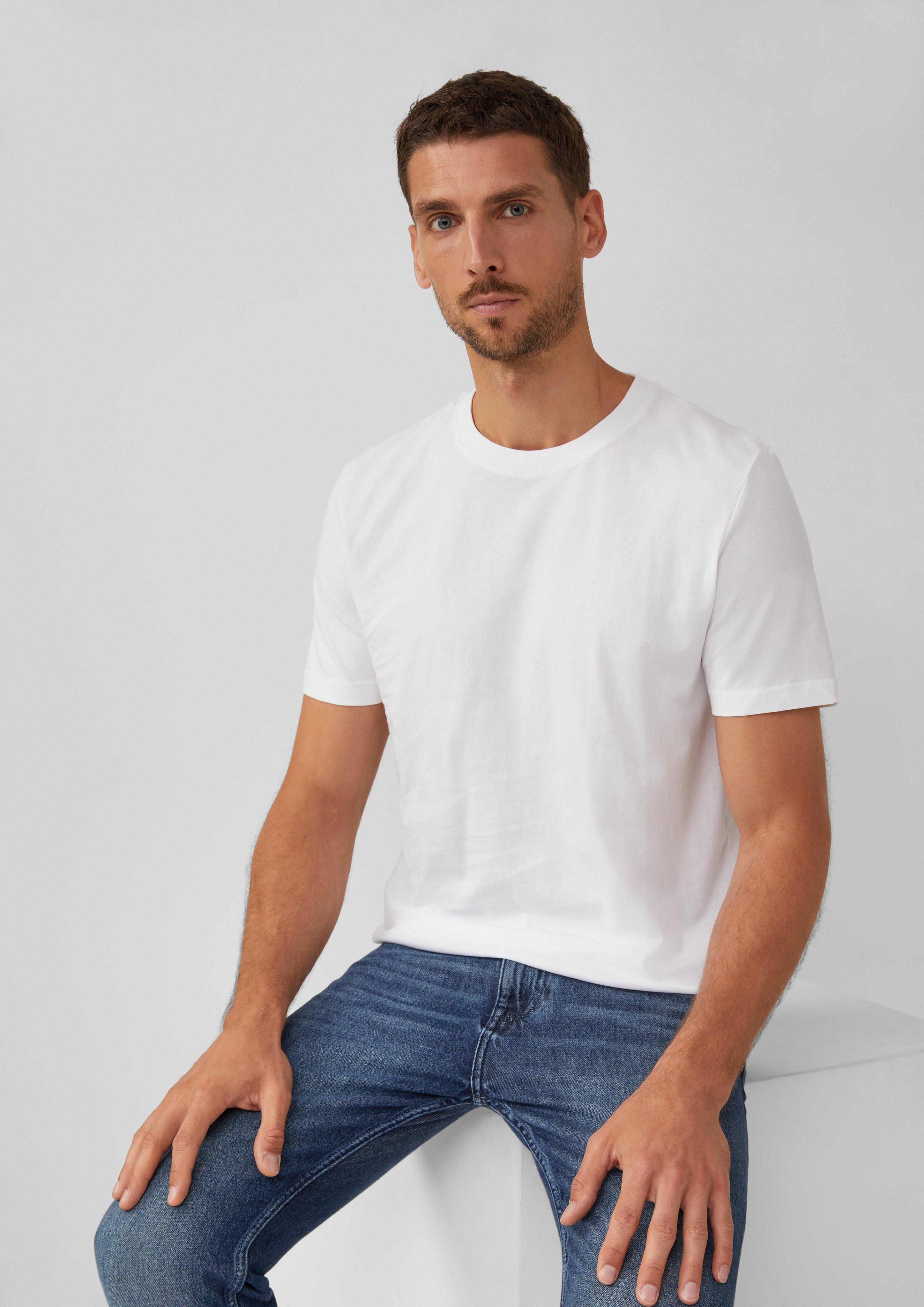 T-shirt in 0100 & 9999