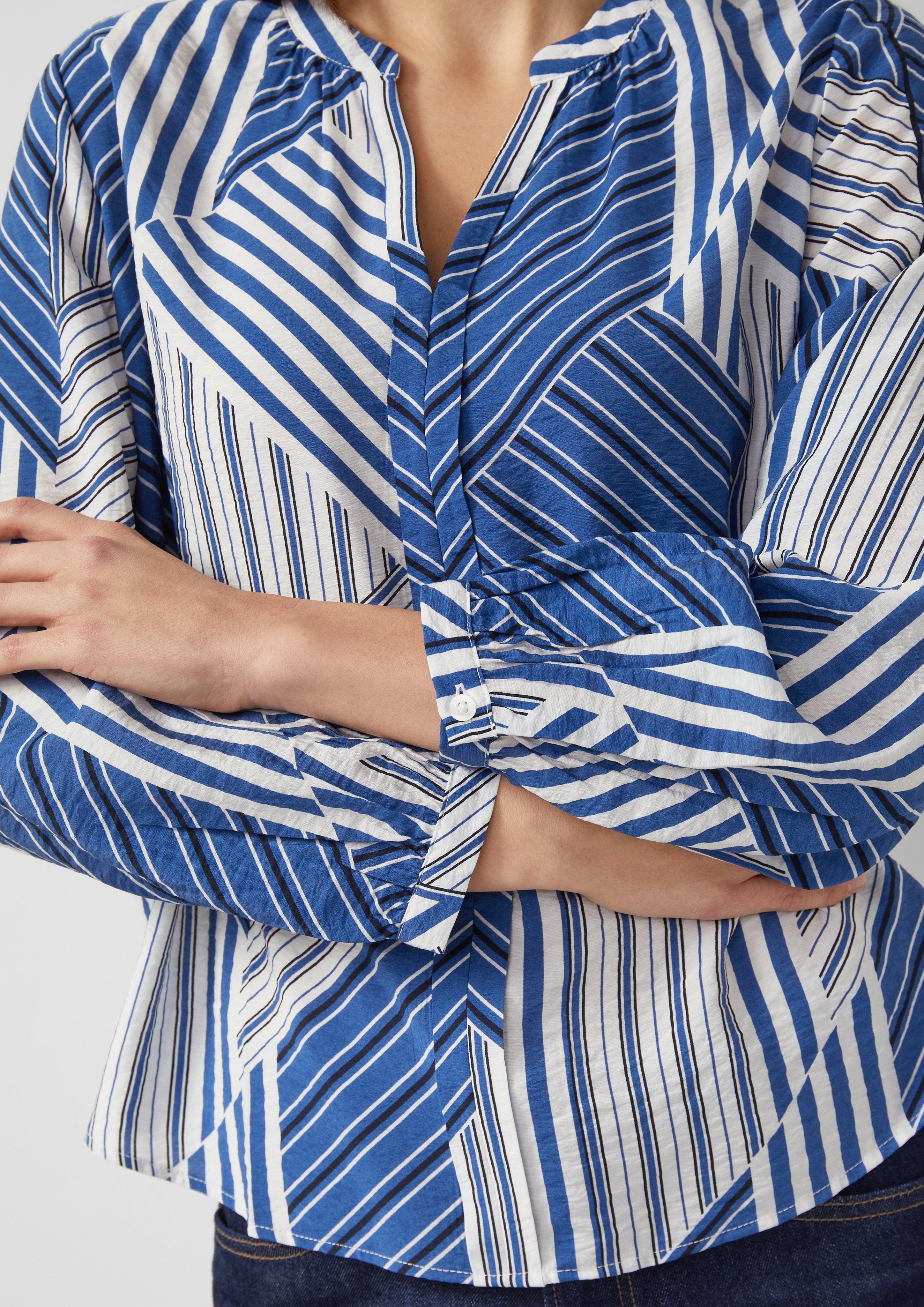 Thumbnail - Viskosebluse mit Raffung und All-over-Print