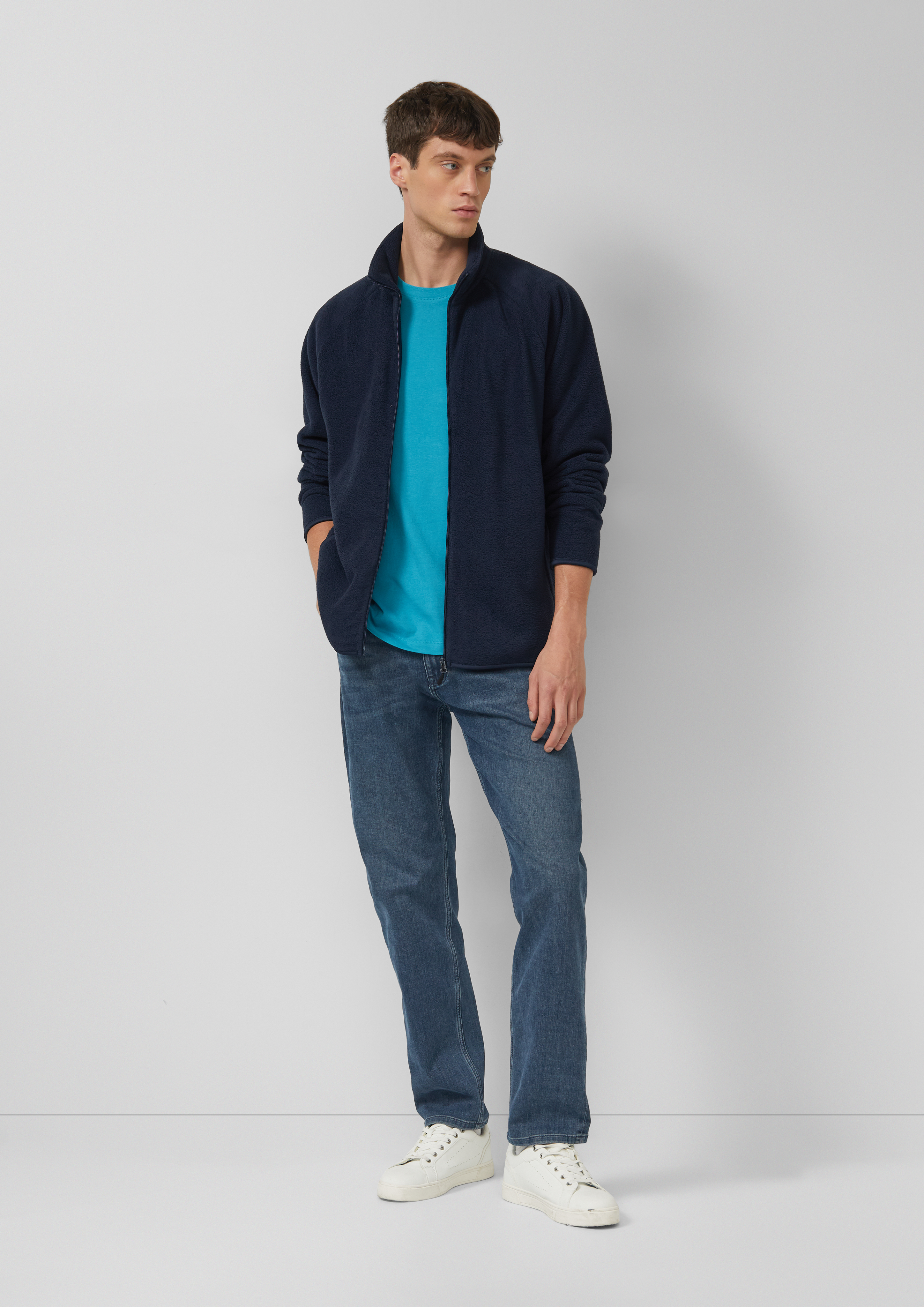 T-Shirt in 6628, 6122, 7253 & 6244