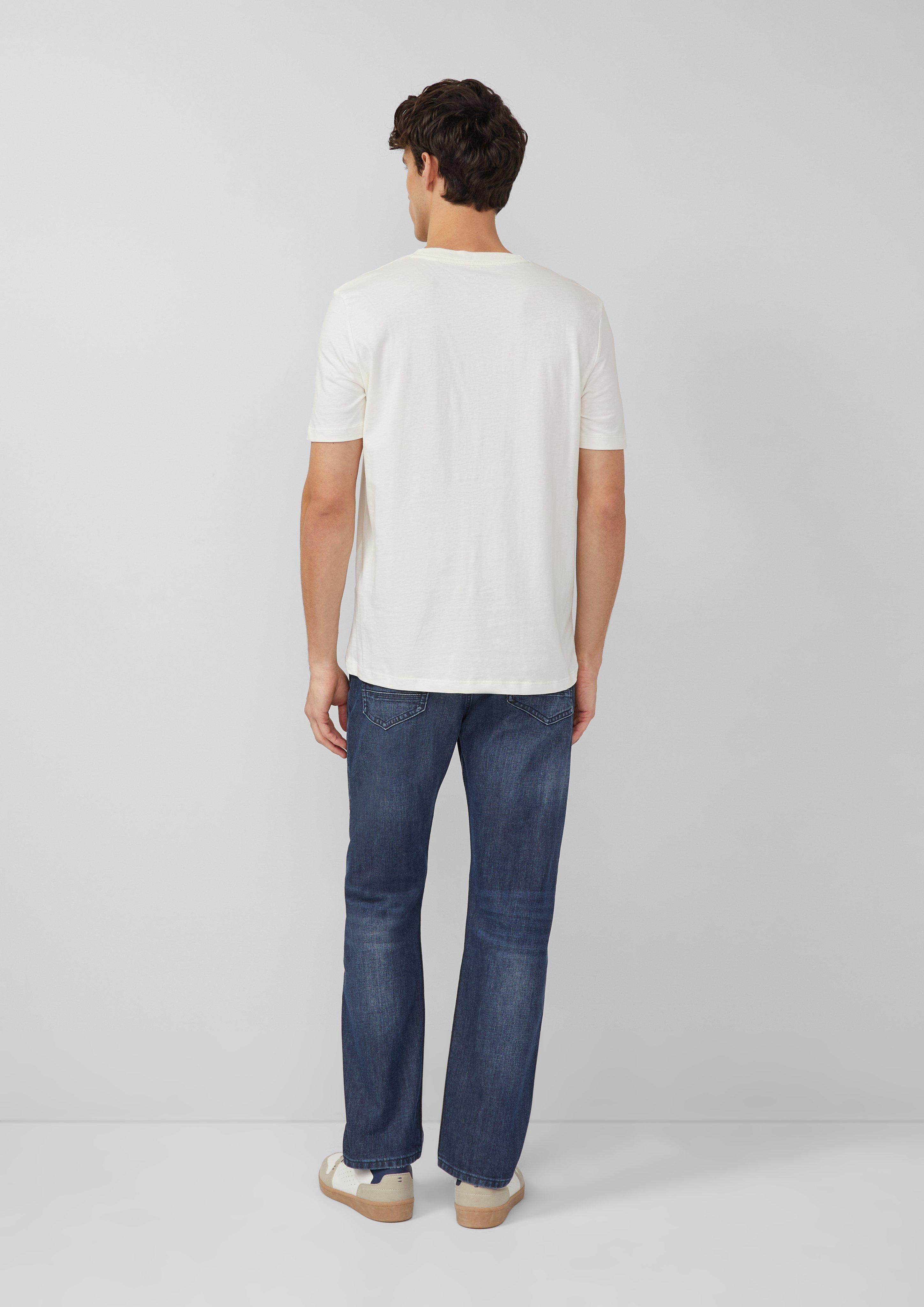 T-shirt in 02D1, 66D2, 66D1, 79D2, 79D1, 59D1, 59D2, 02D2, 61D1, 62D2 & 62D1