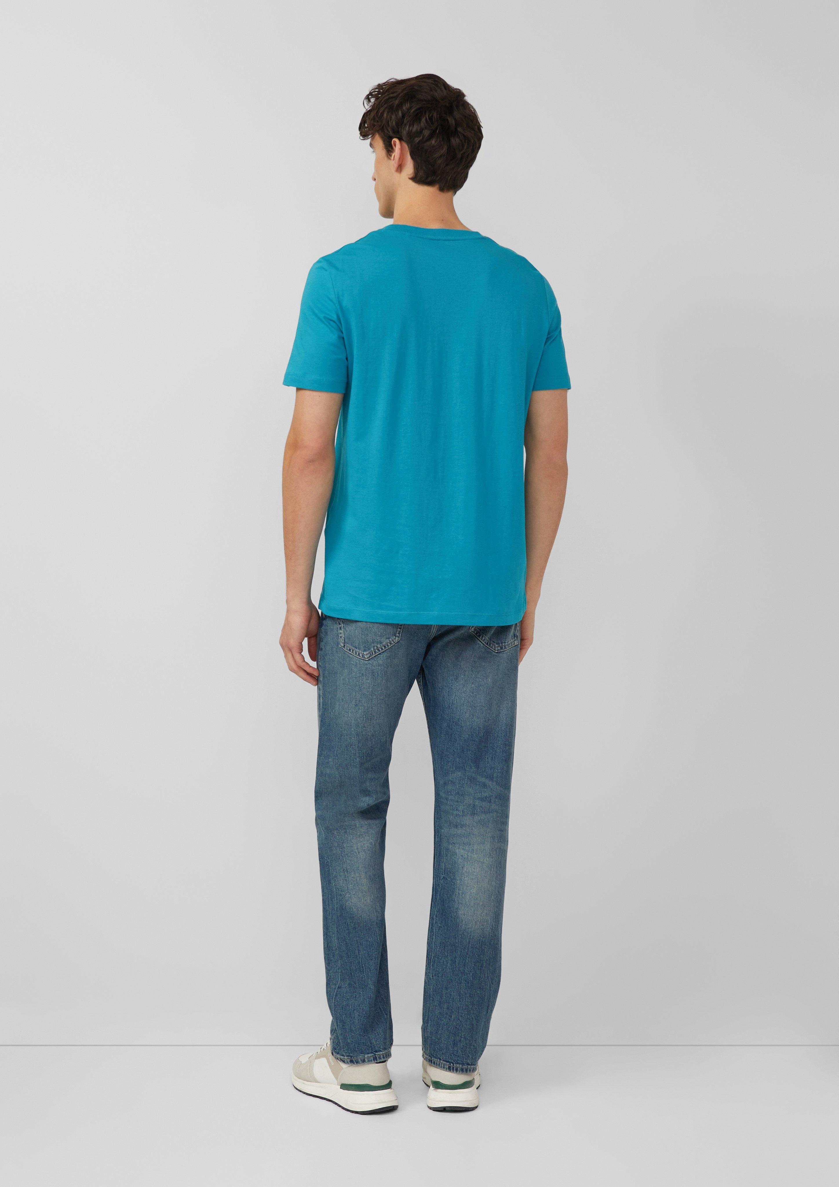 T-shirt in 66D2, 66D1, 79D2, 79D1, 59D1, 59D2, 02D2, 61D1, 62D2 & 62D1