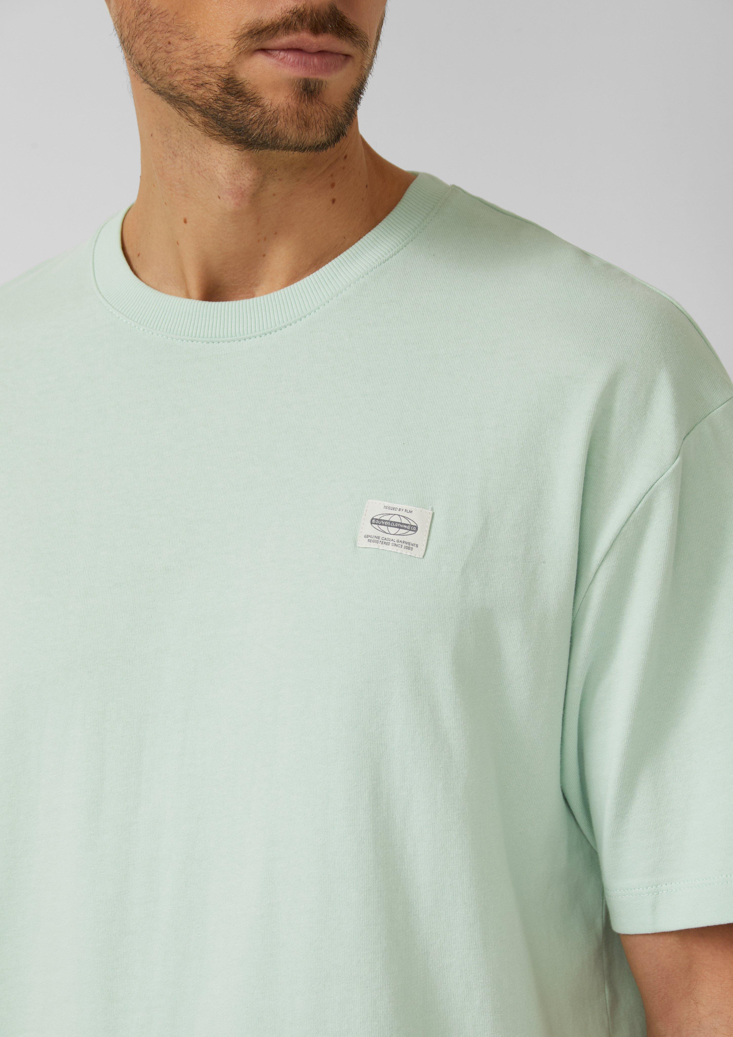 T-shirt in 6122, 6244, 7853, 5978 & 0200