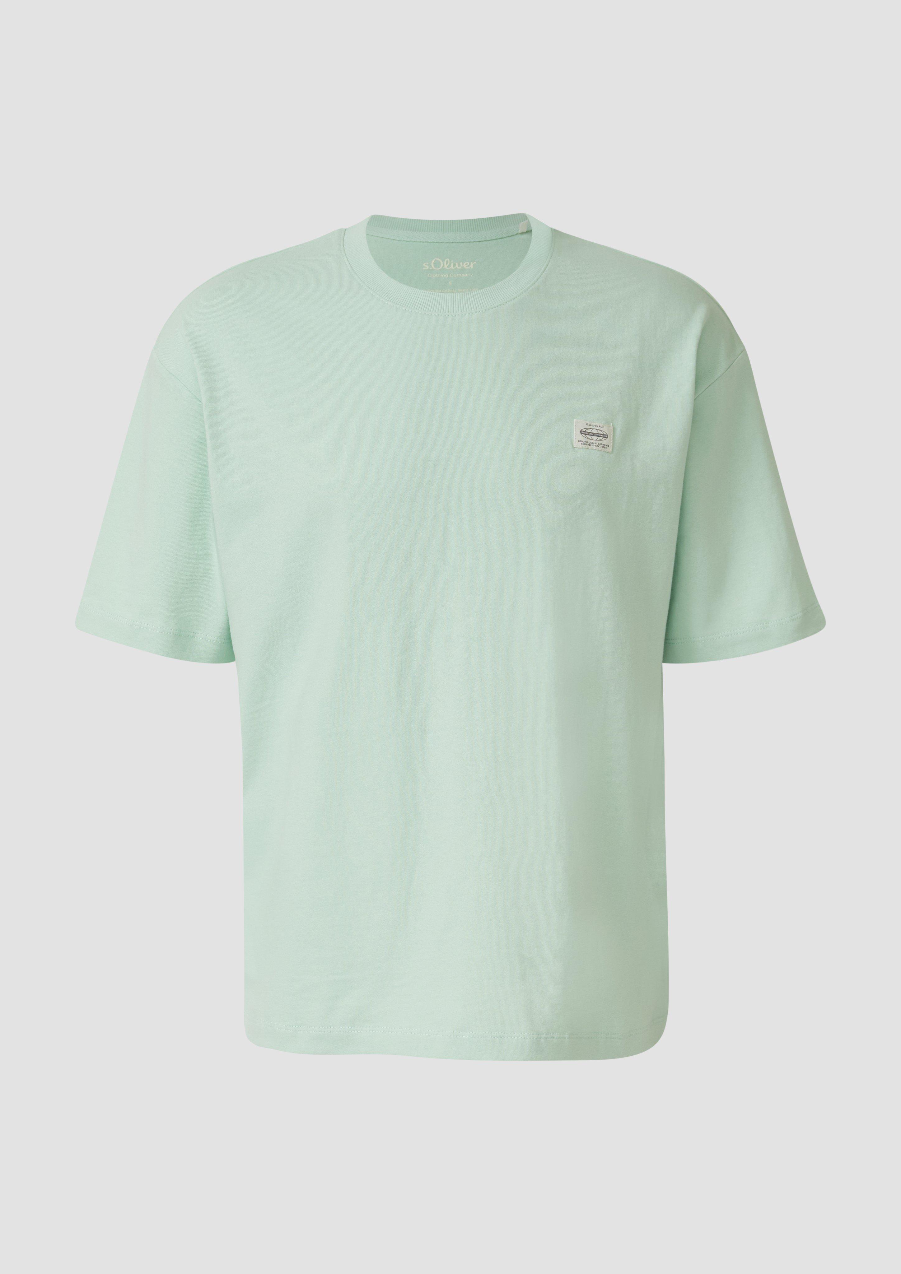 T-shirt in 6122, 6244, 7853, 5978 & 0200