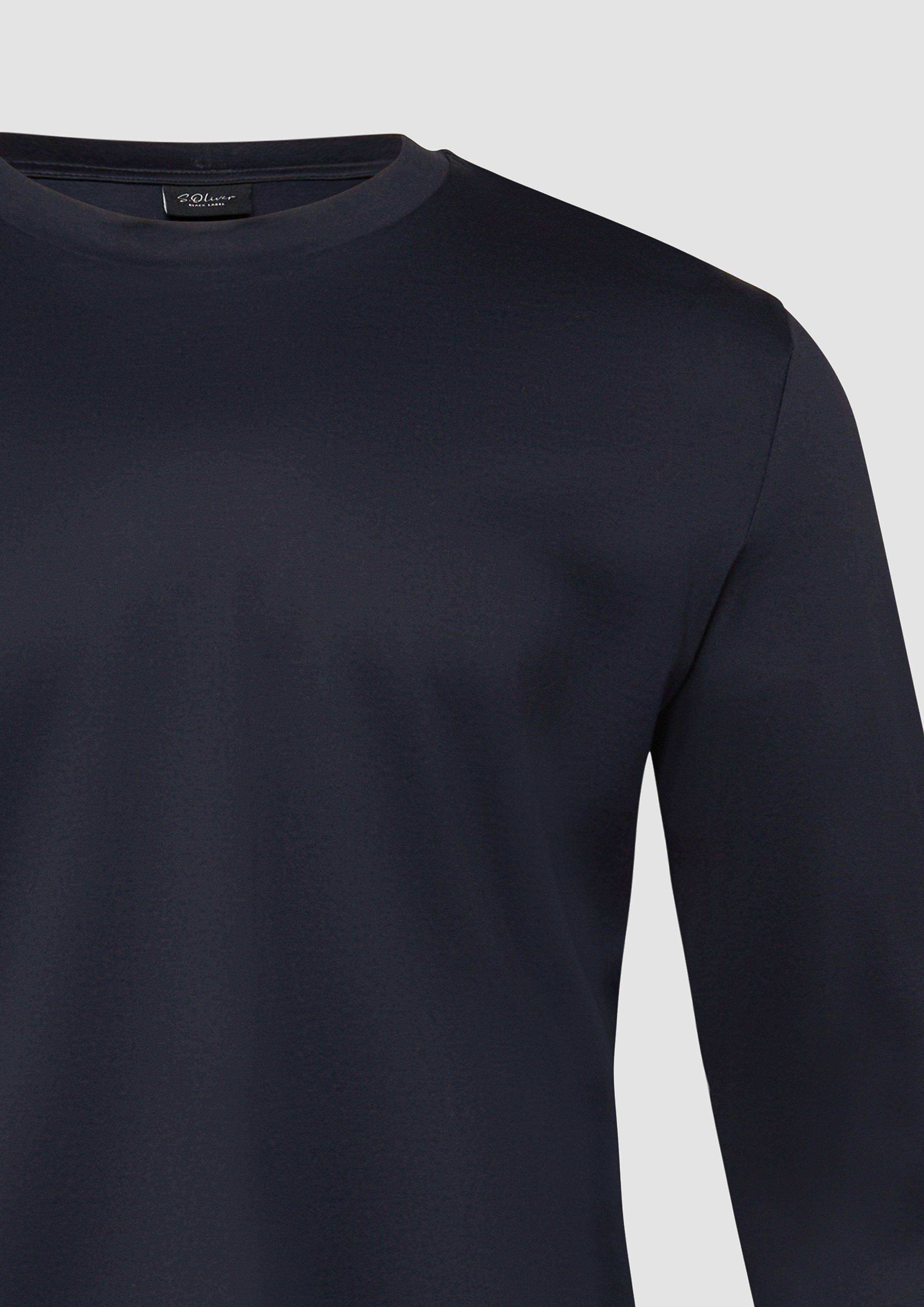 T-Shirt in 5920 & 0100