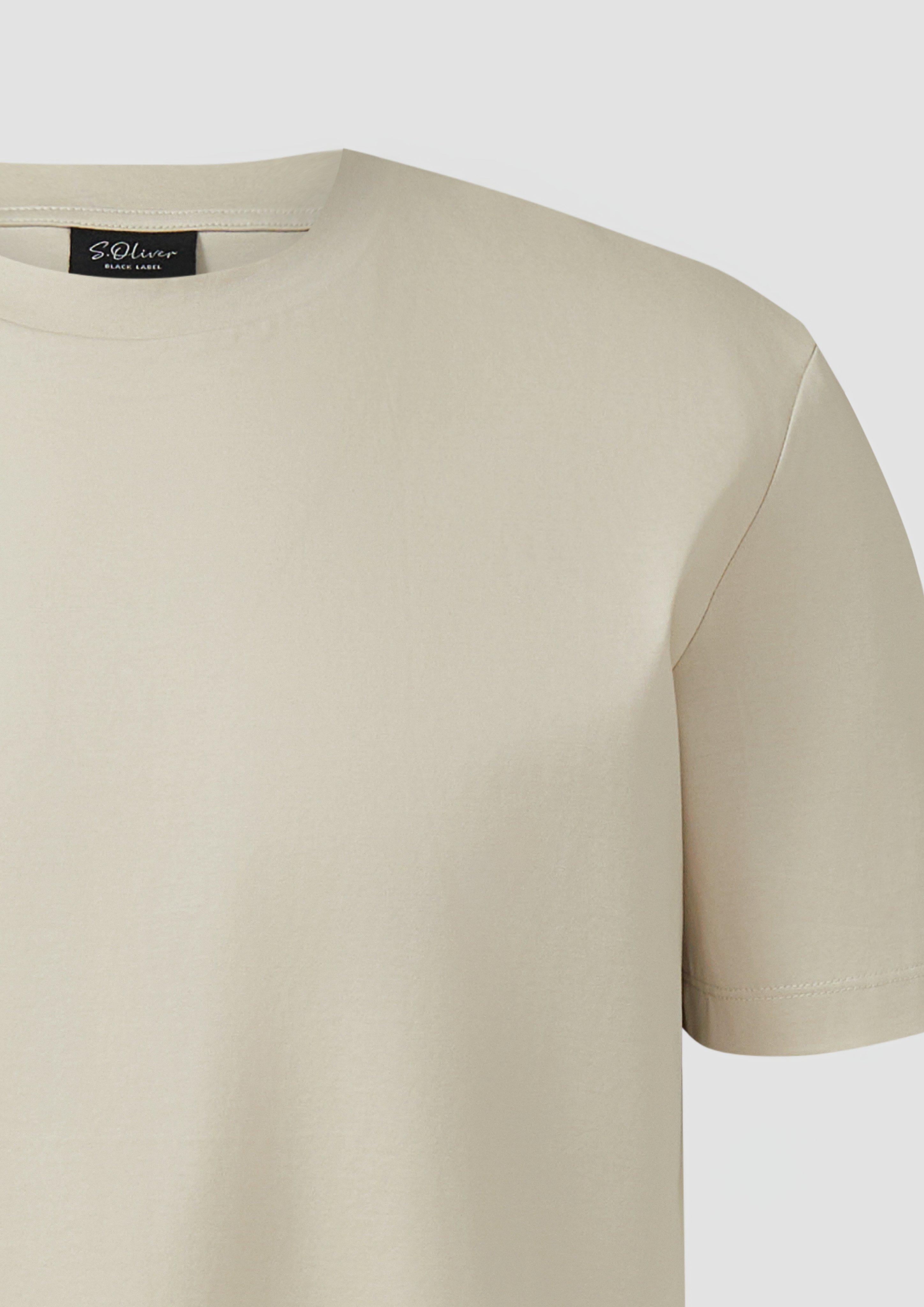 T-Shirt in 9305 & 8943