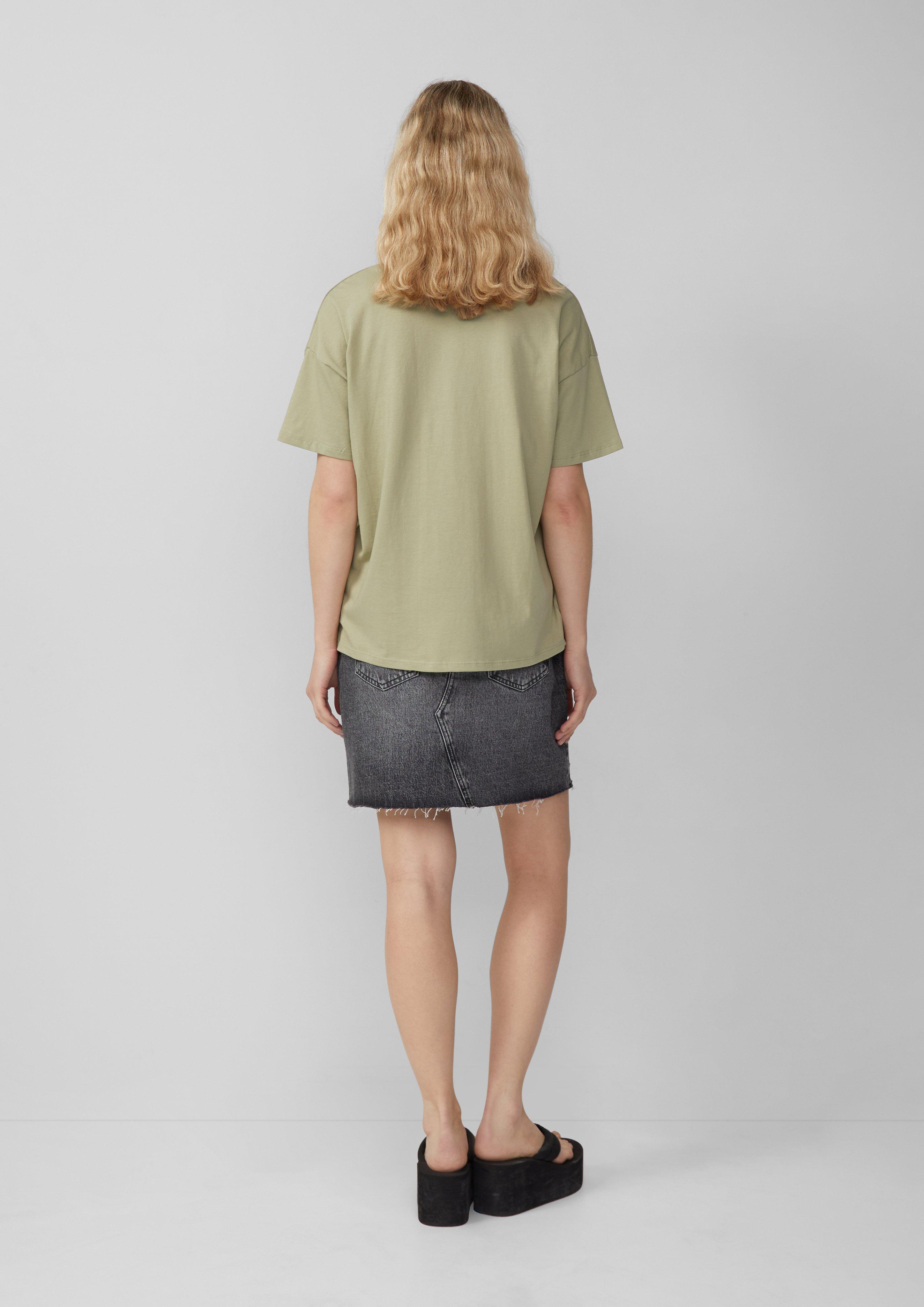 T-Shirt in 75D0 & 01D0