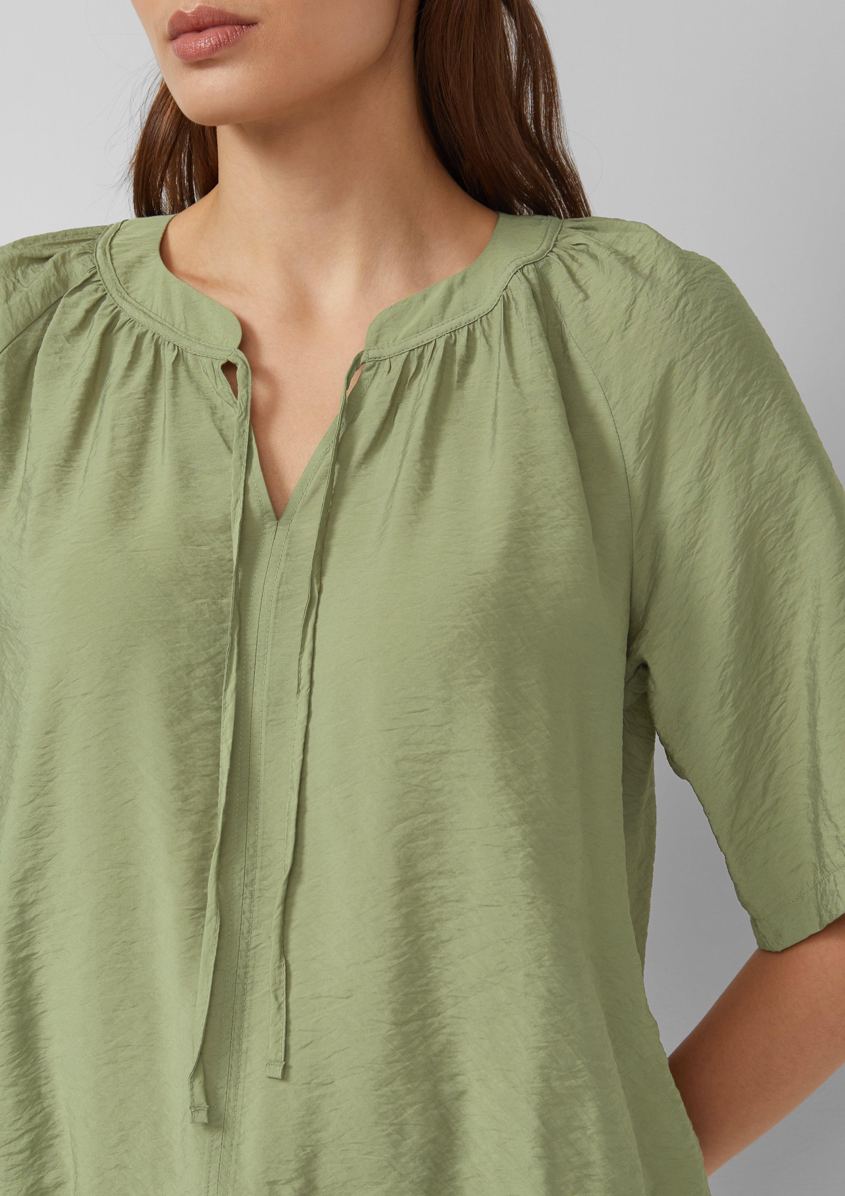 Thumbnail - Strukturierte Viskosemix-Bluse im O-Shape