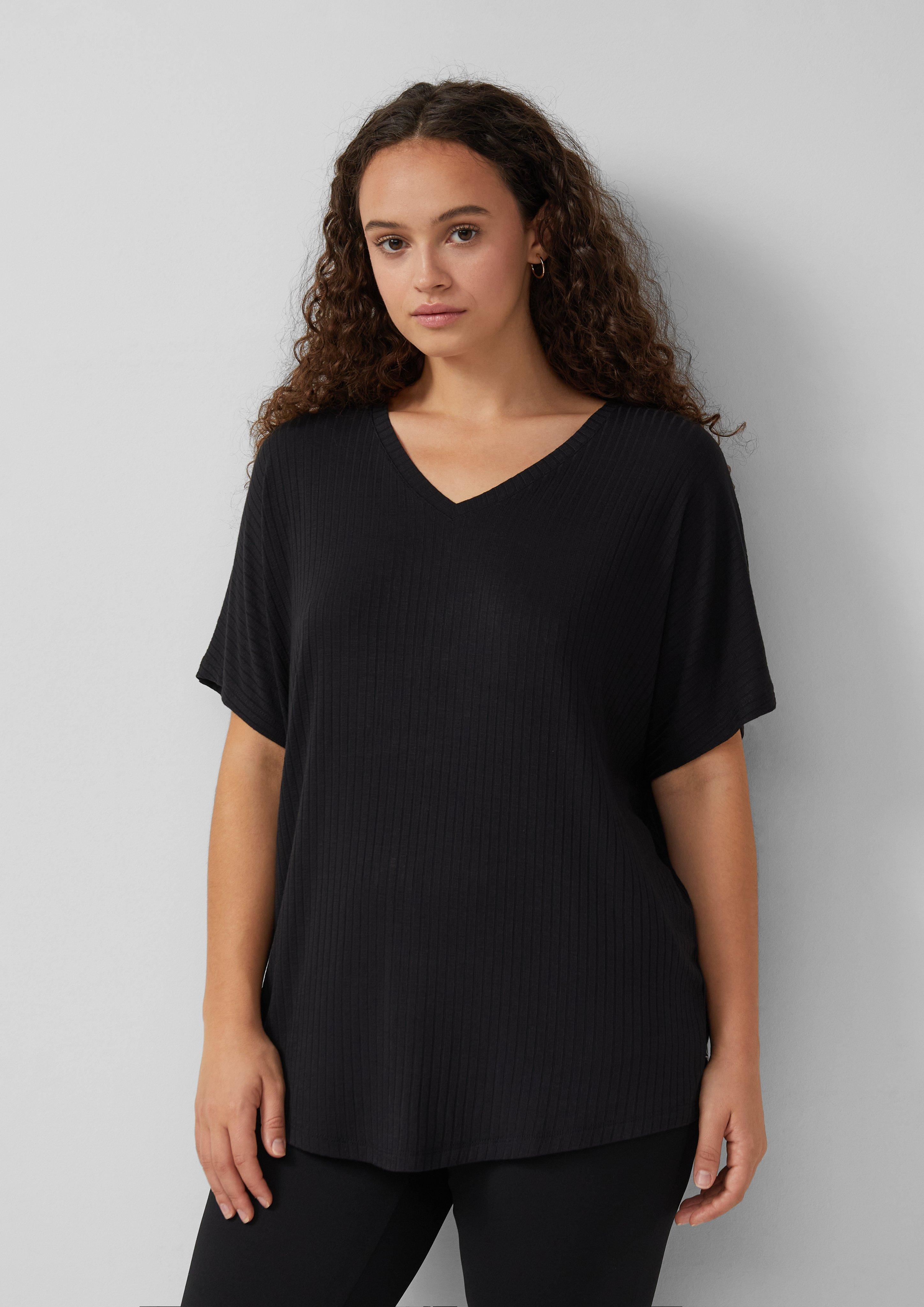 T-shirt in 9999, 4418 & 7803