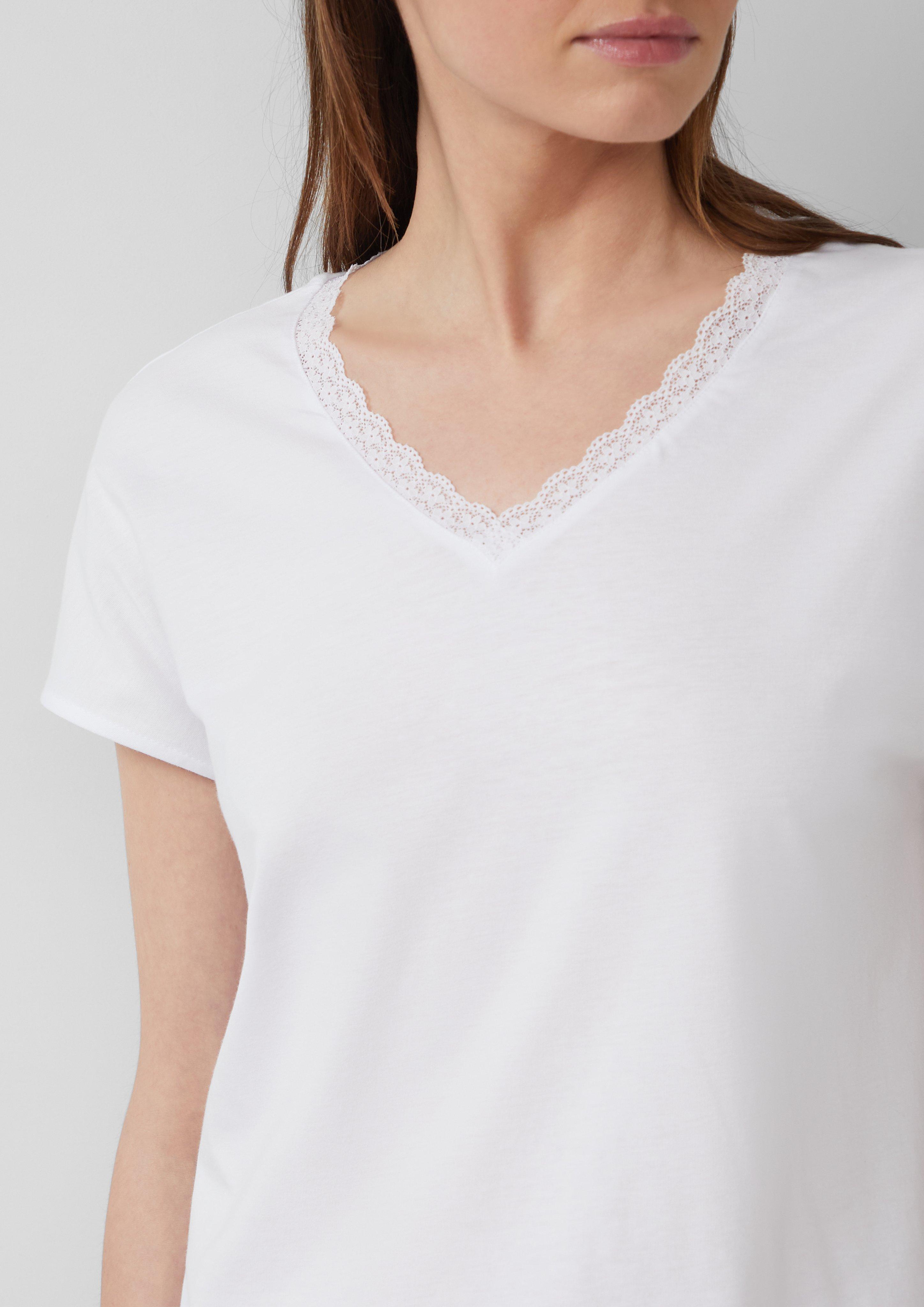 T-Shirt in 0100, 9999, 3533 & 5083