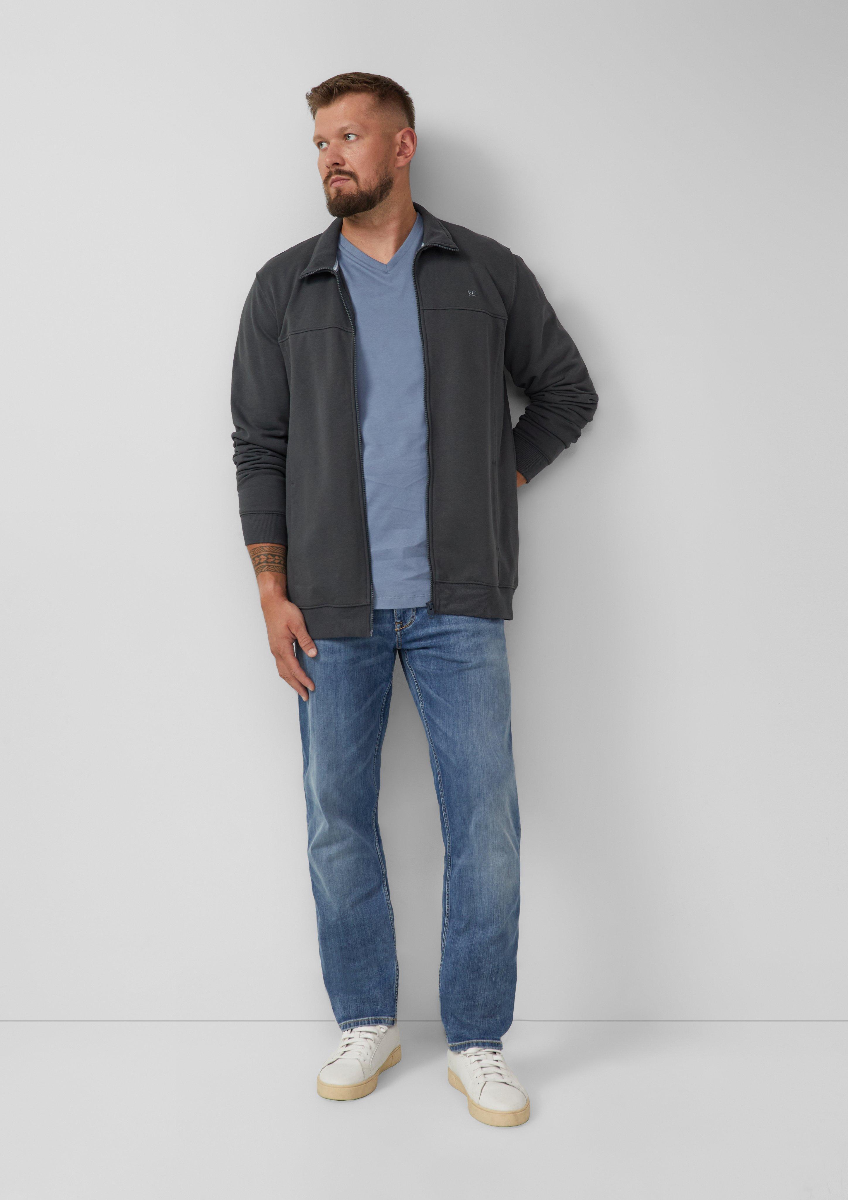 T-shirt in 5363, 8161, 0100, 3626, 9999 & 5978