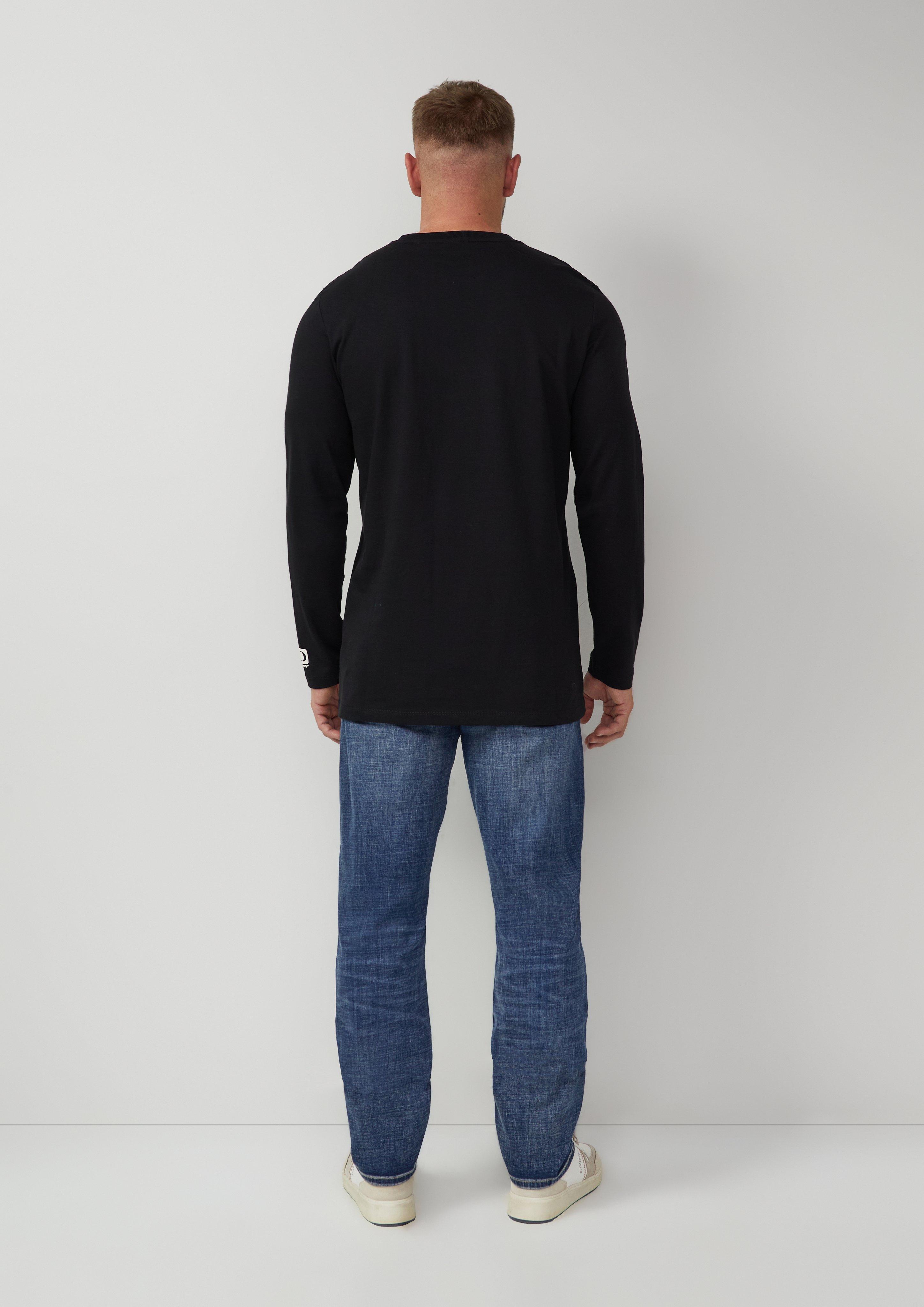 T-shirt in 99D1, 36D1, 90D2 & 53D2