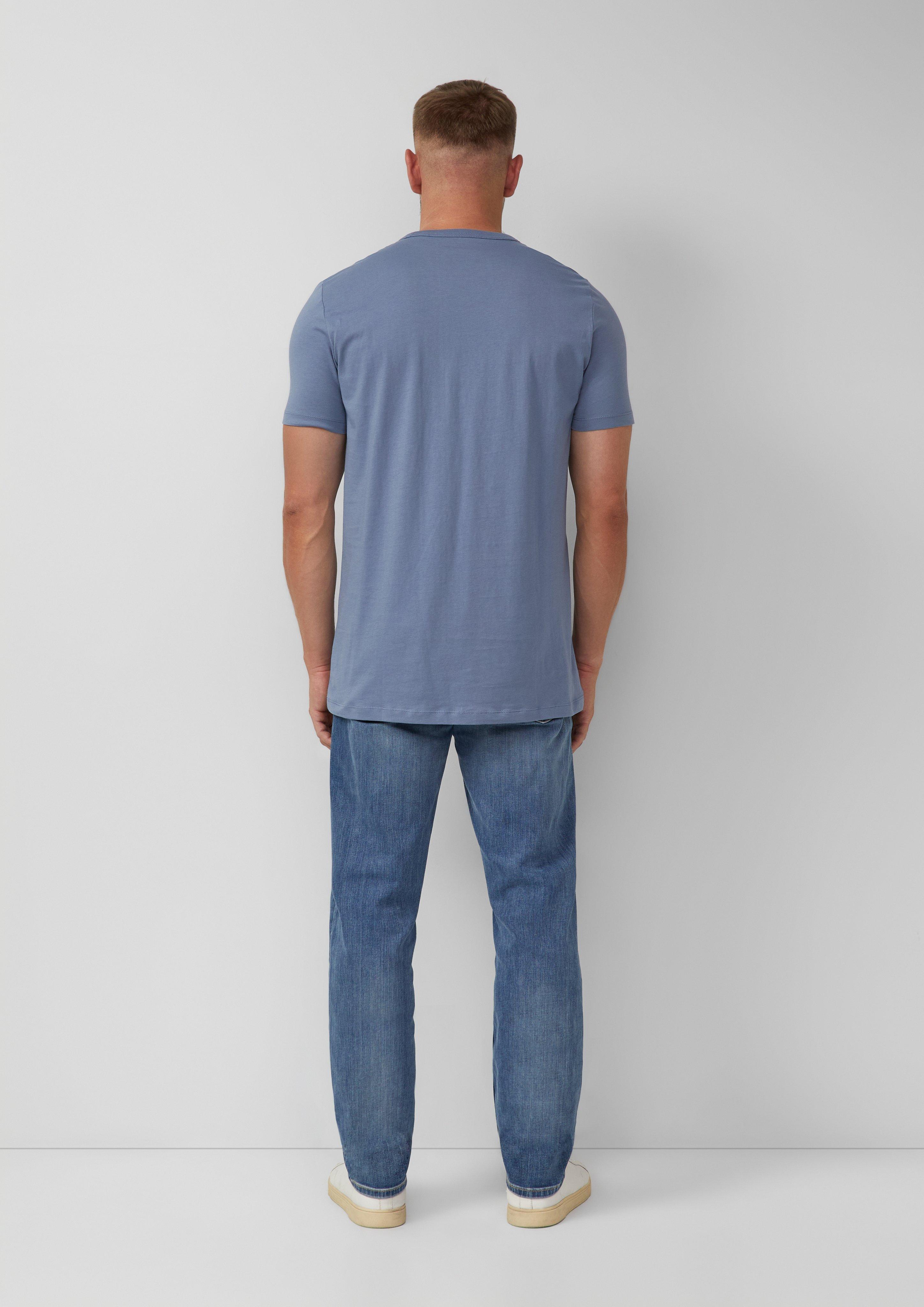 T-shirt in 53D1, 90D1 & 99D1