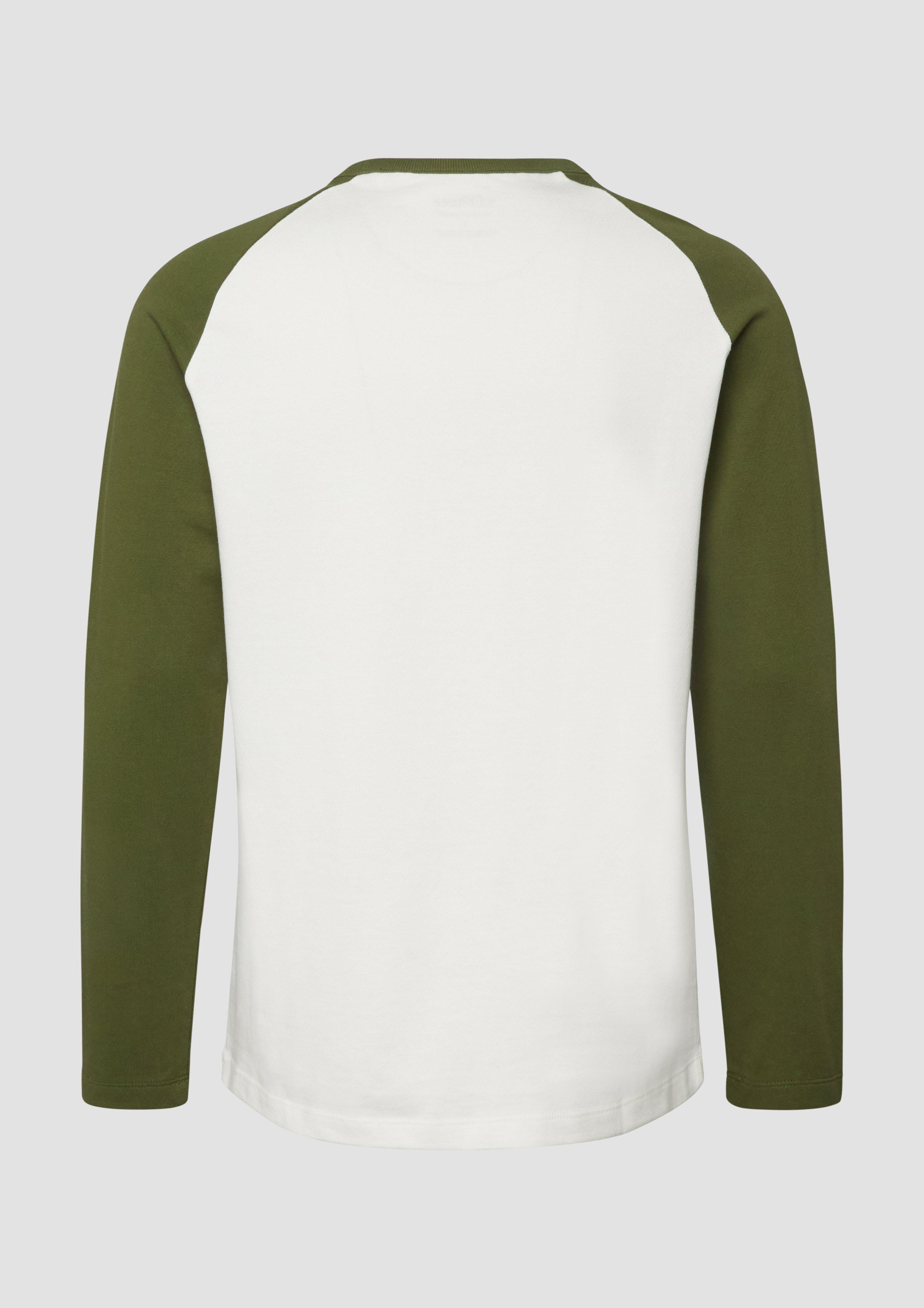 T-Shirt in 02D1 & 62D1