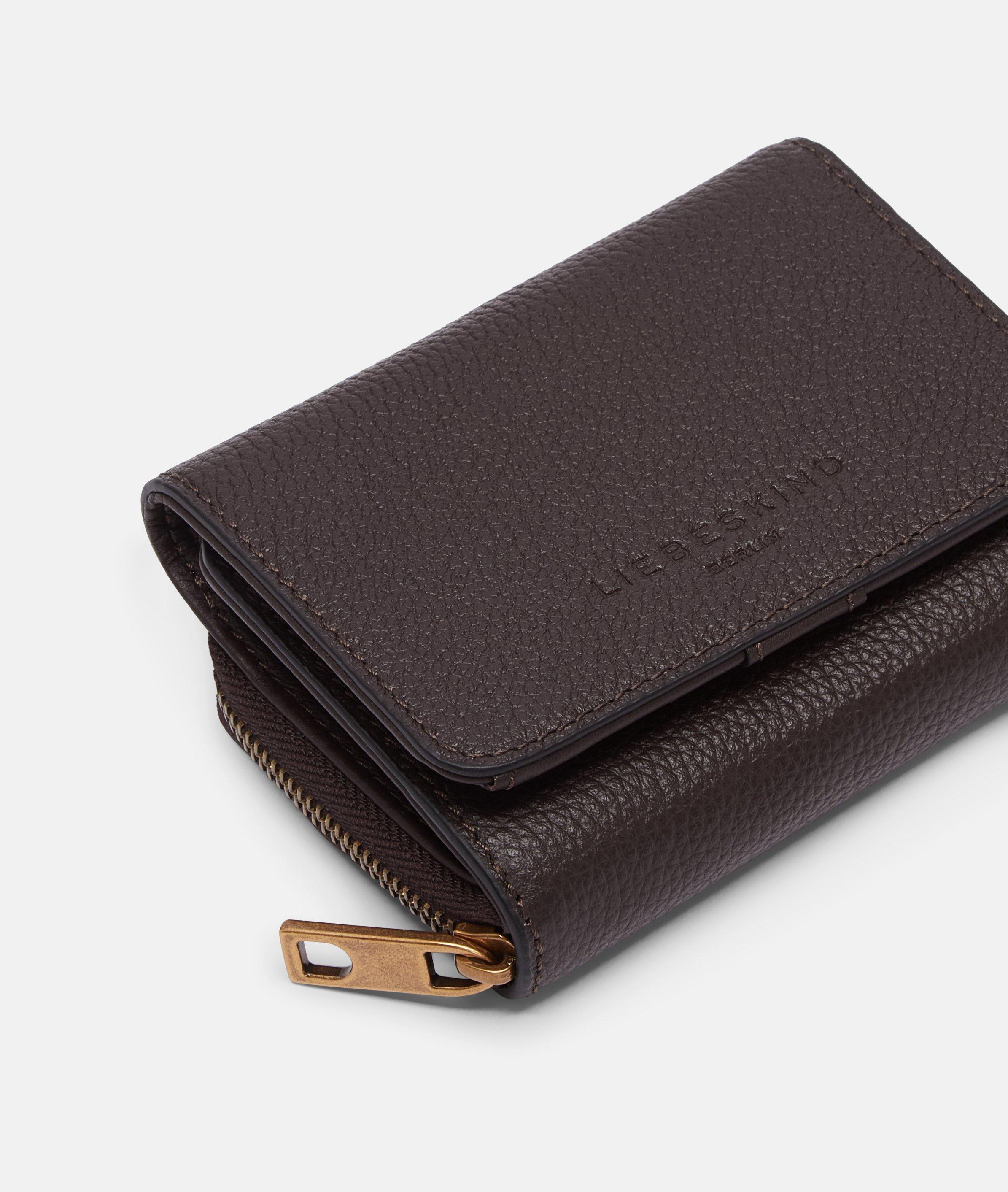 Pablita in bruin, zwart, groen & paars