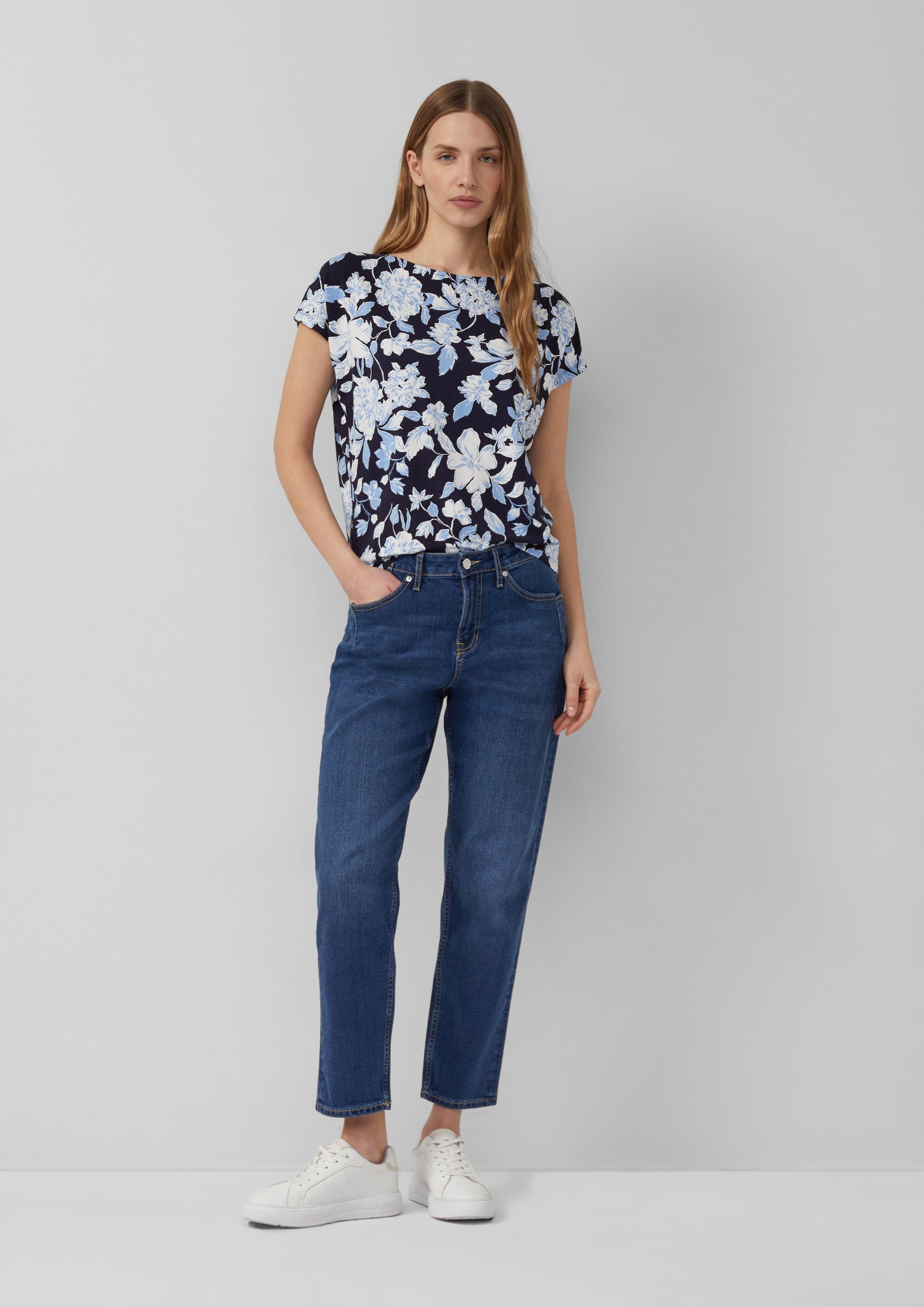 T-shirt in 59A0, 51G2, 41G2, 79G2, 99B0, 79A0 & 02G2