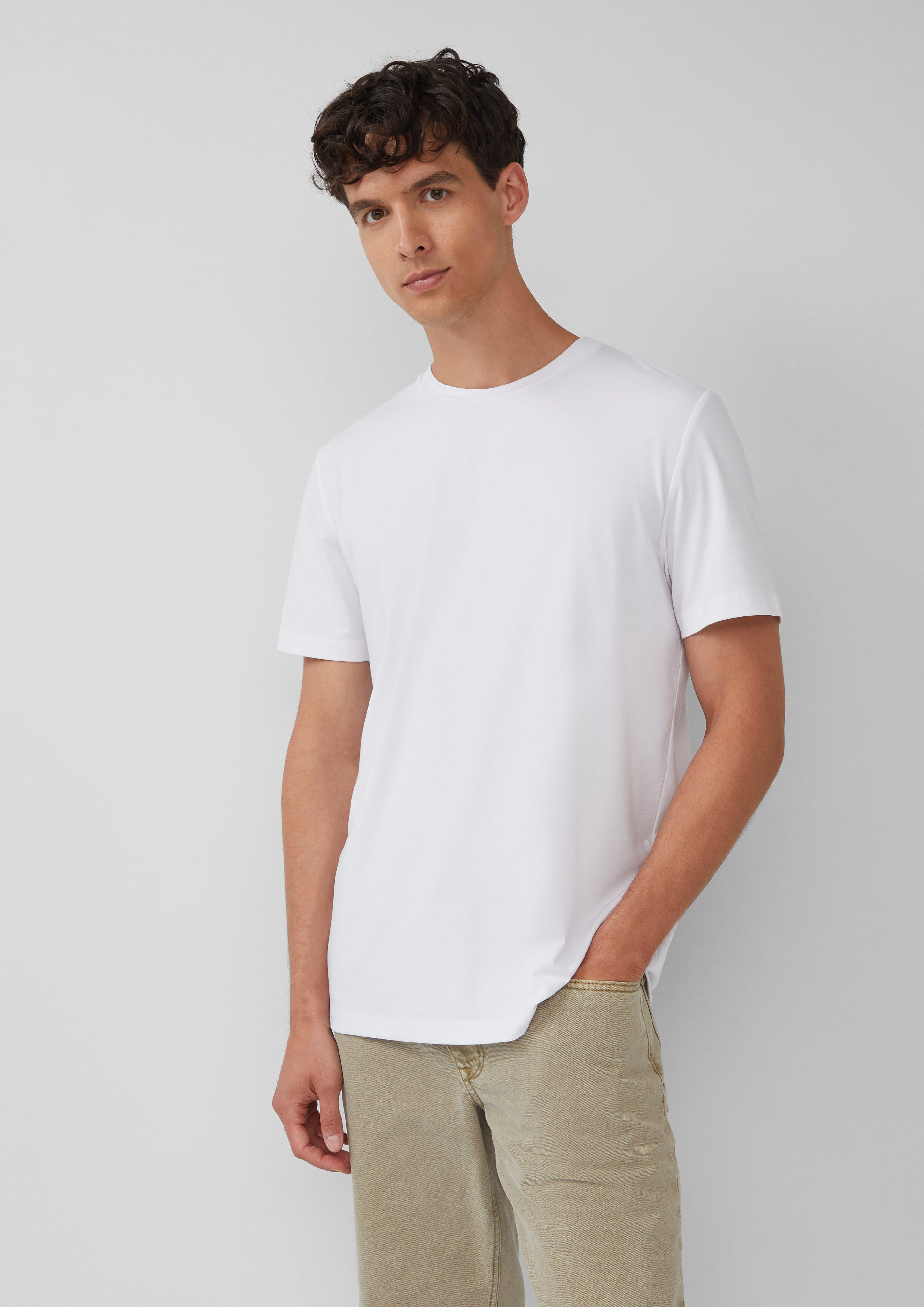 T-Shirt in 0100, 0330, 5852, 9999, 9467 &amp; 6540