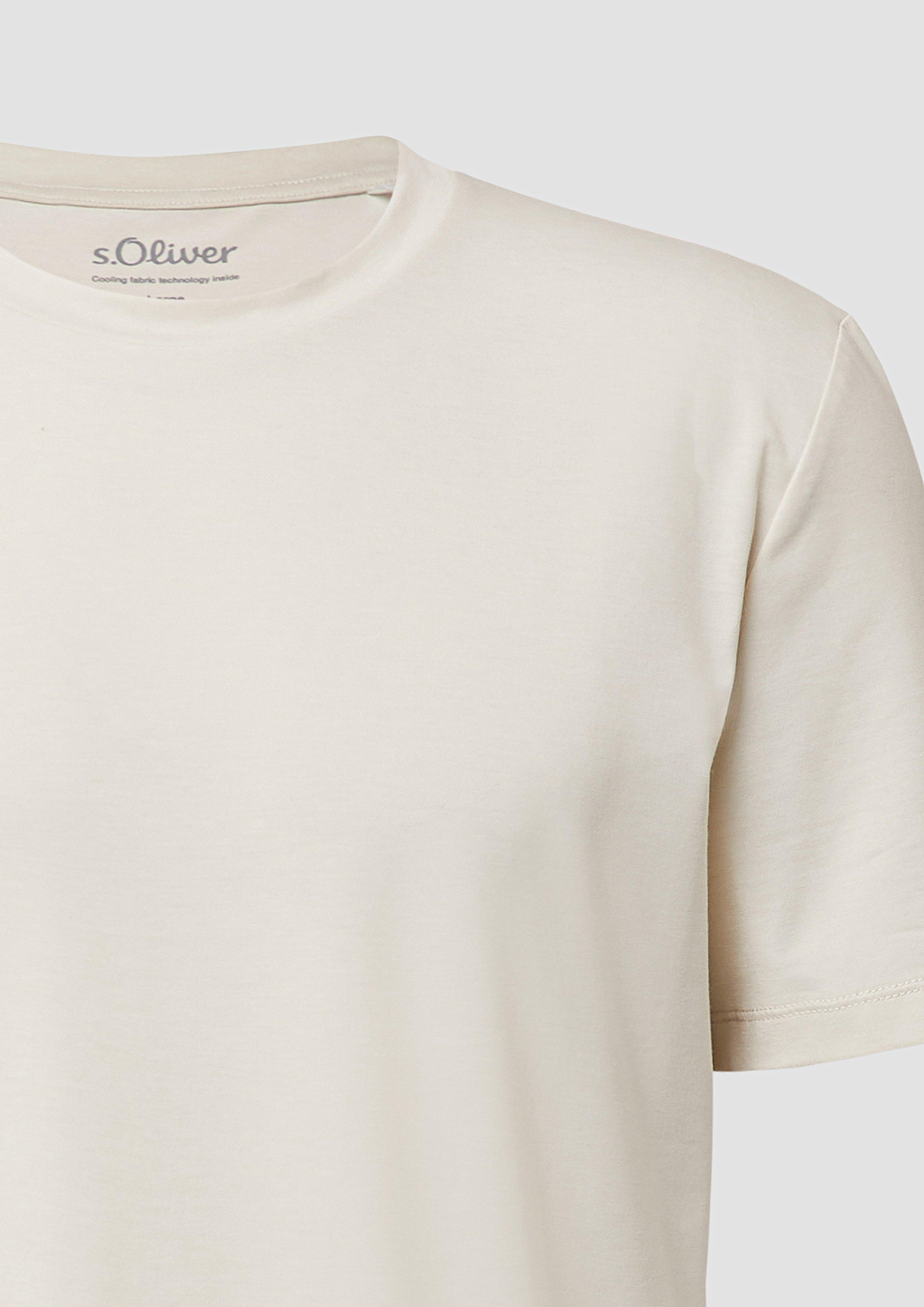 T-Shirt in 0330, 0100, 5852, 9999, 9467 & 6540