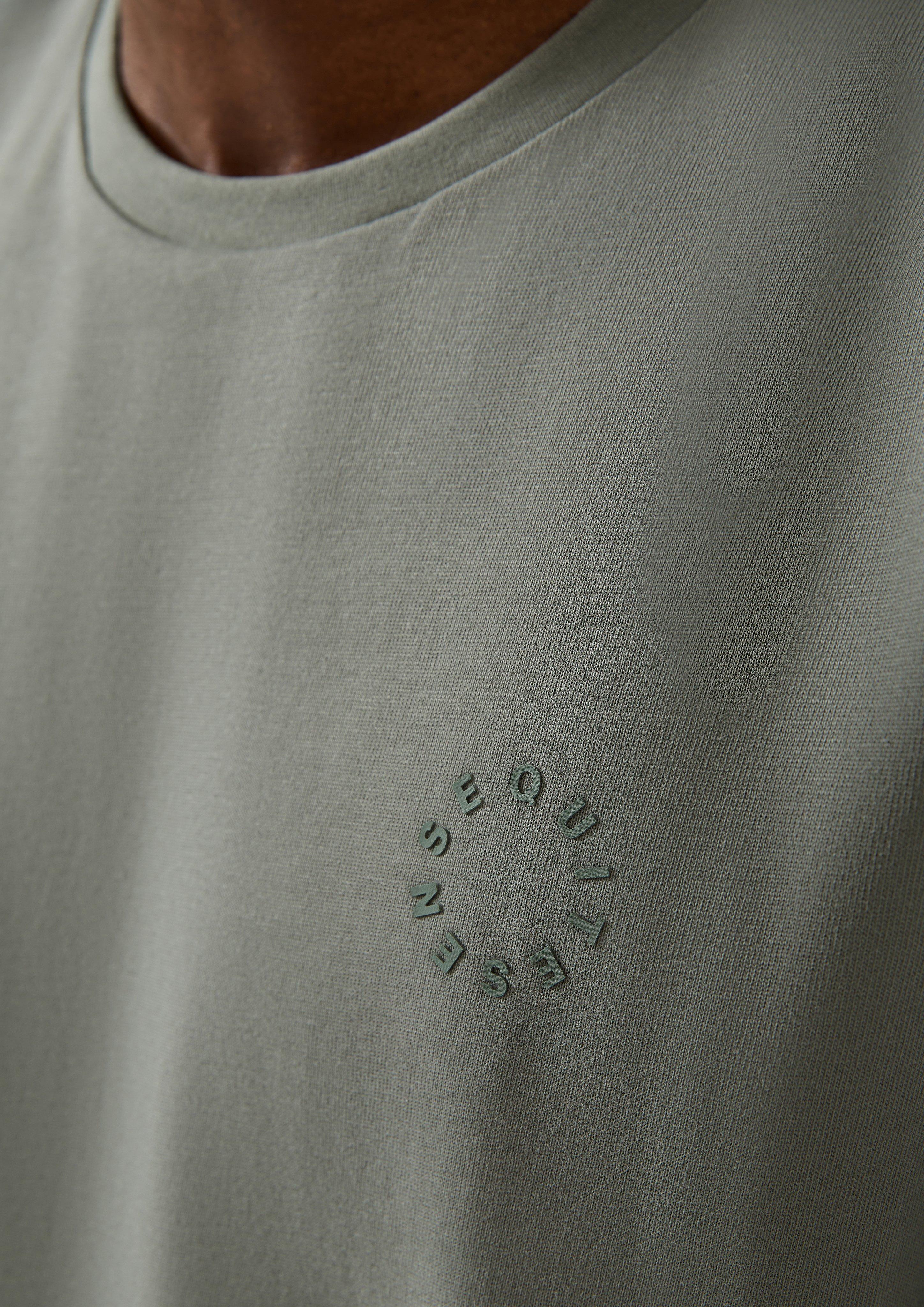 T-Shirt in 97D0, 03D0 & 86D0