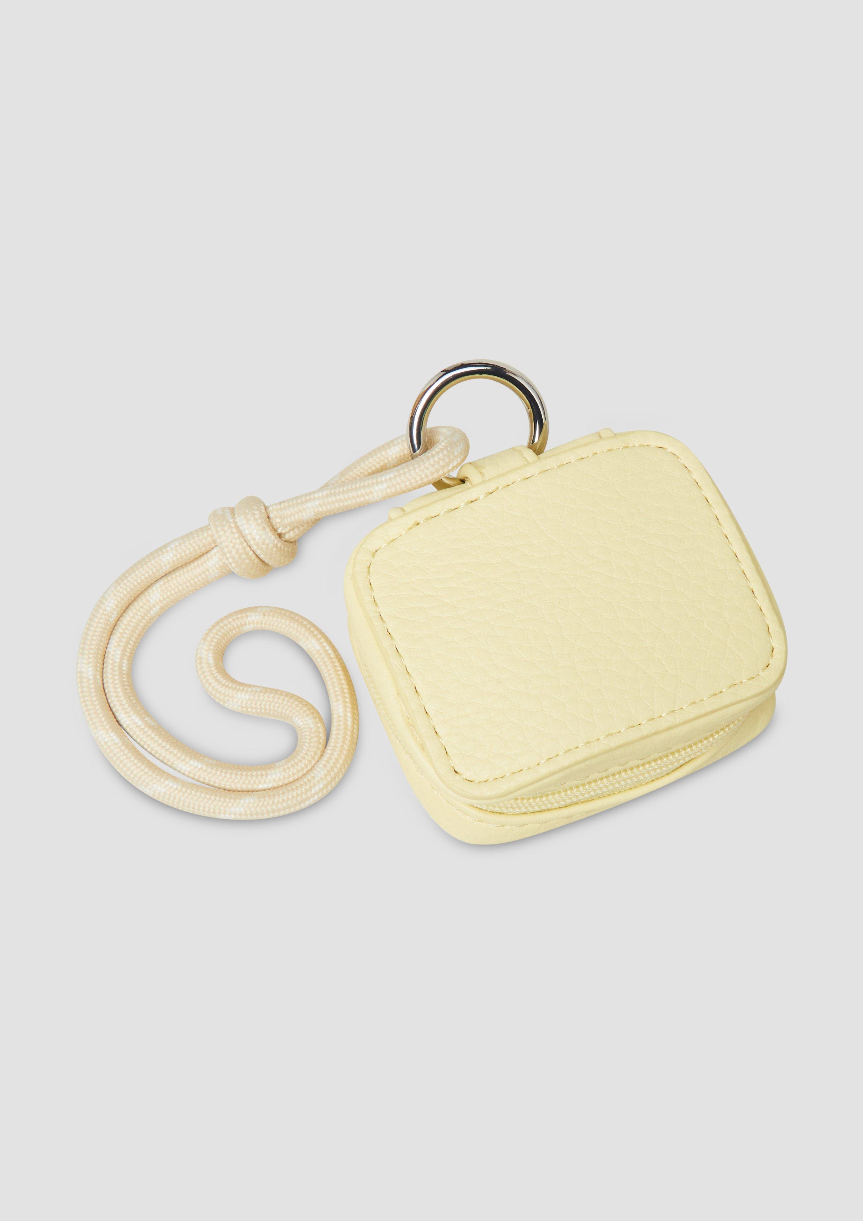 Tas in 1015, 7010 & 0401