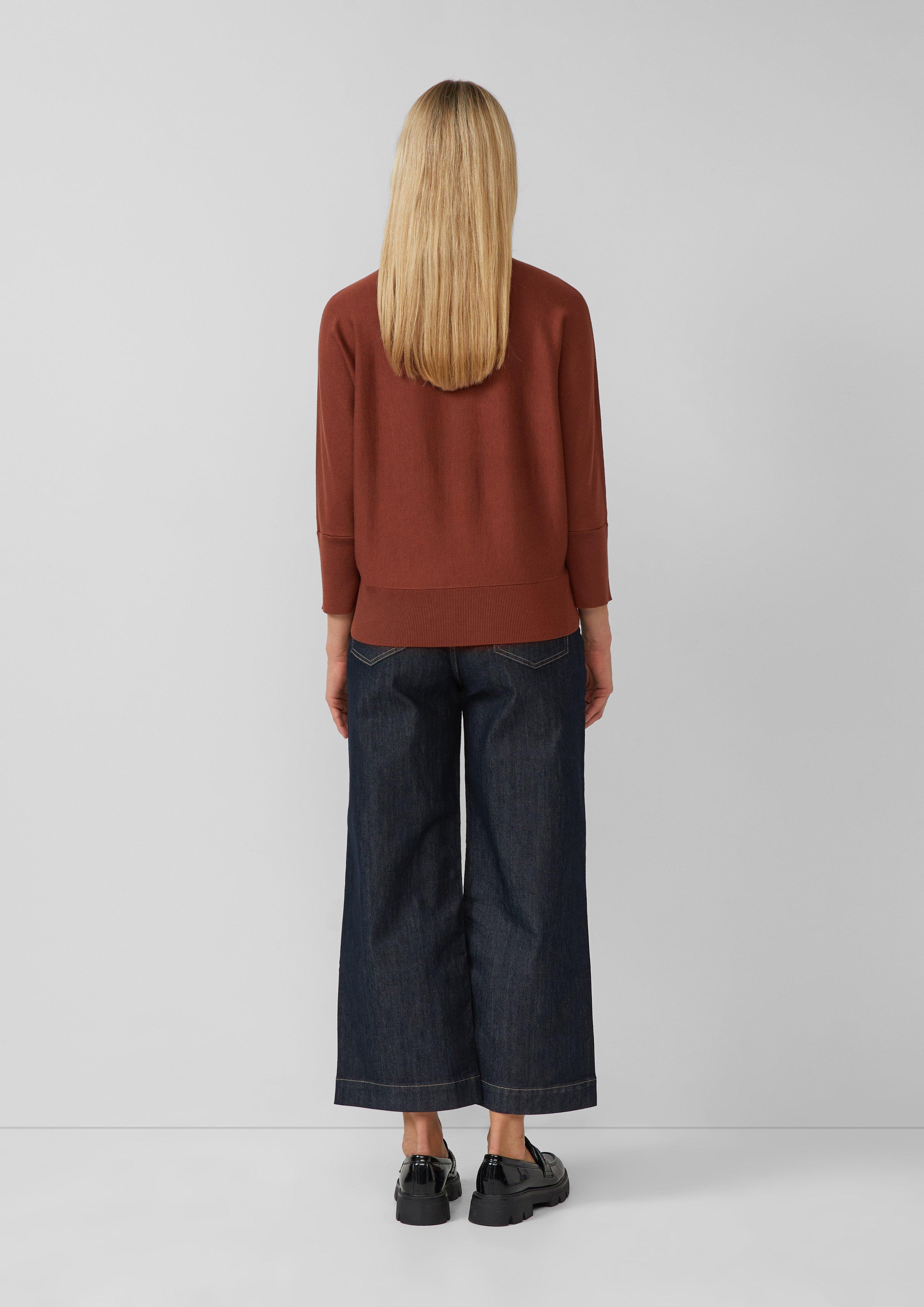 Pulovr in 3700, 44W5 & 98W0