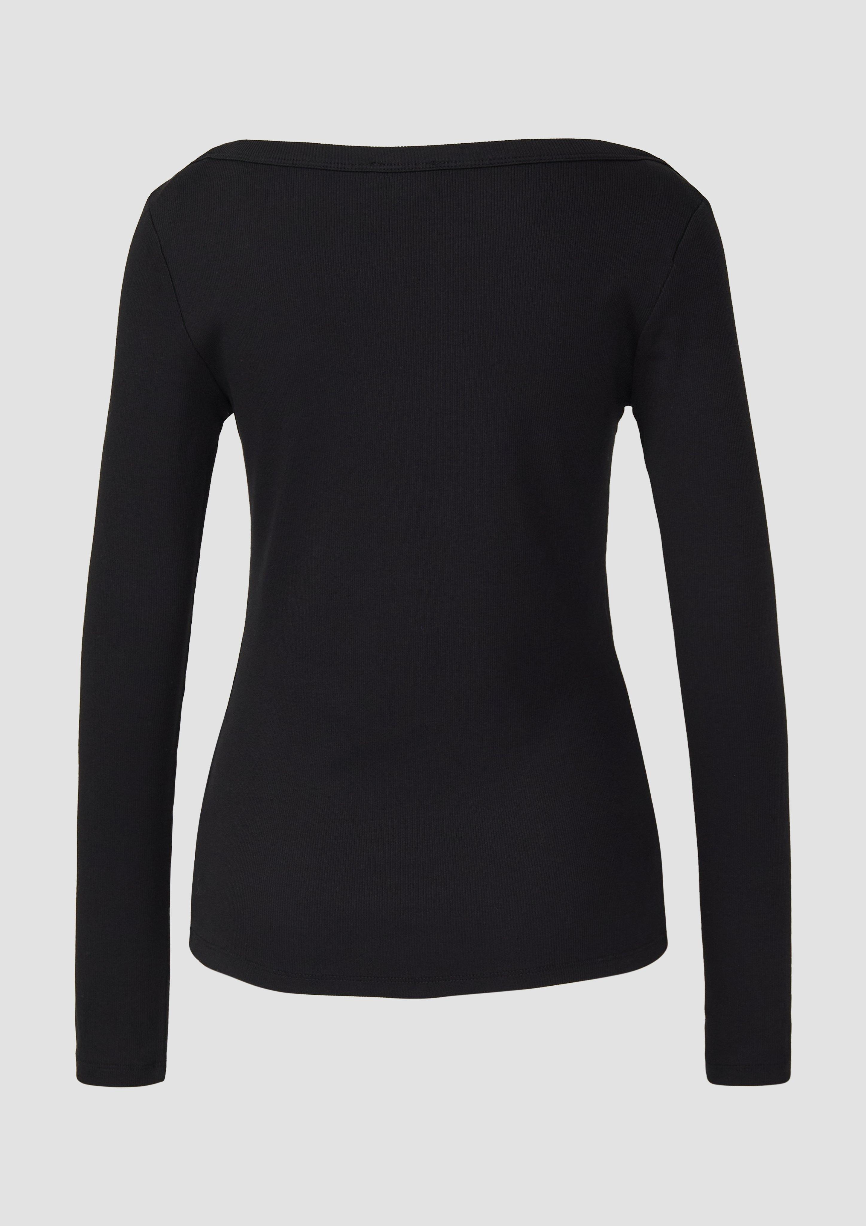 T-shirt in 9999, 3384, 8945, 3902, 81W9 & 0210