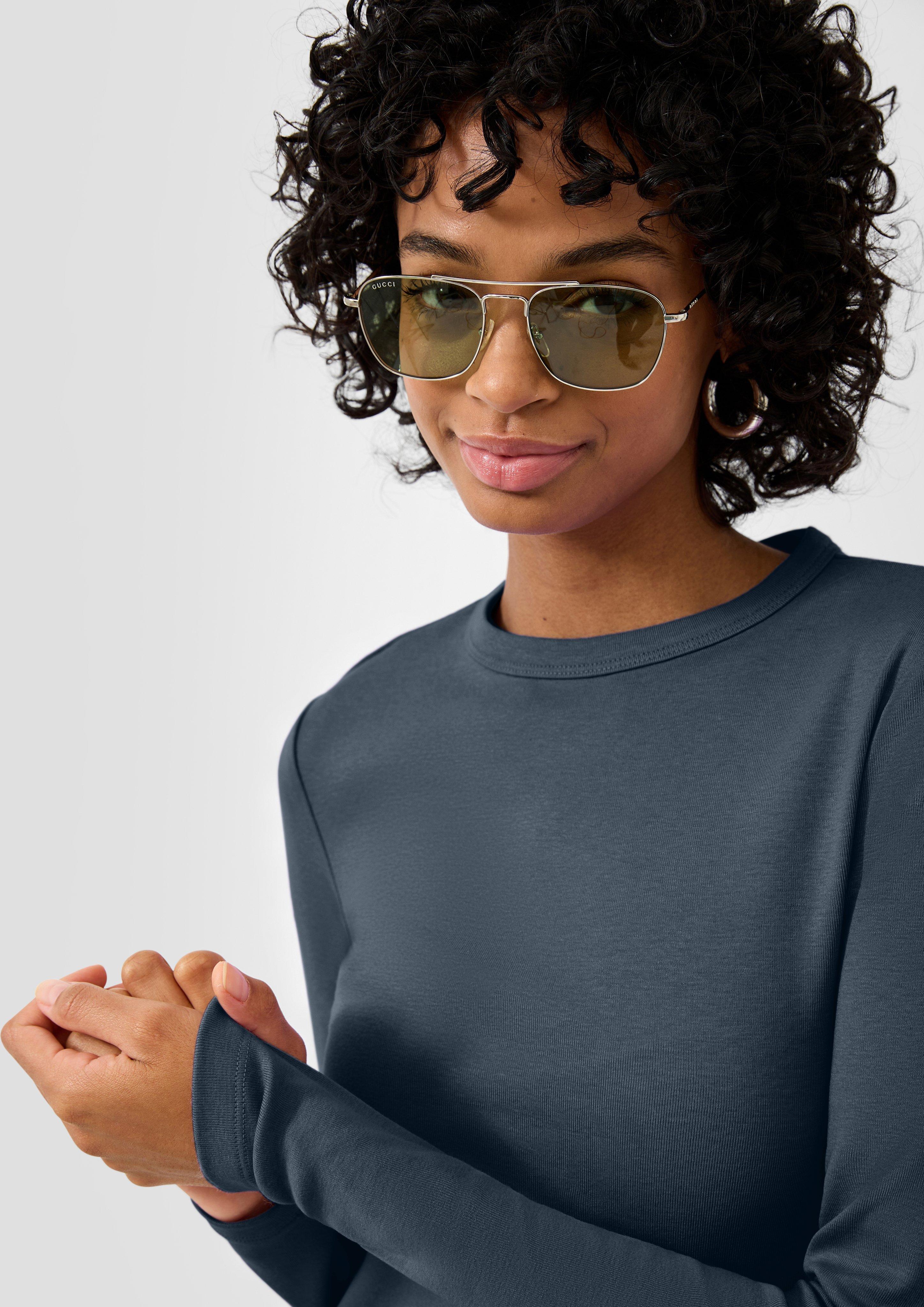 T-shirt in 5820, 4672 & 0200