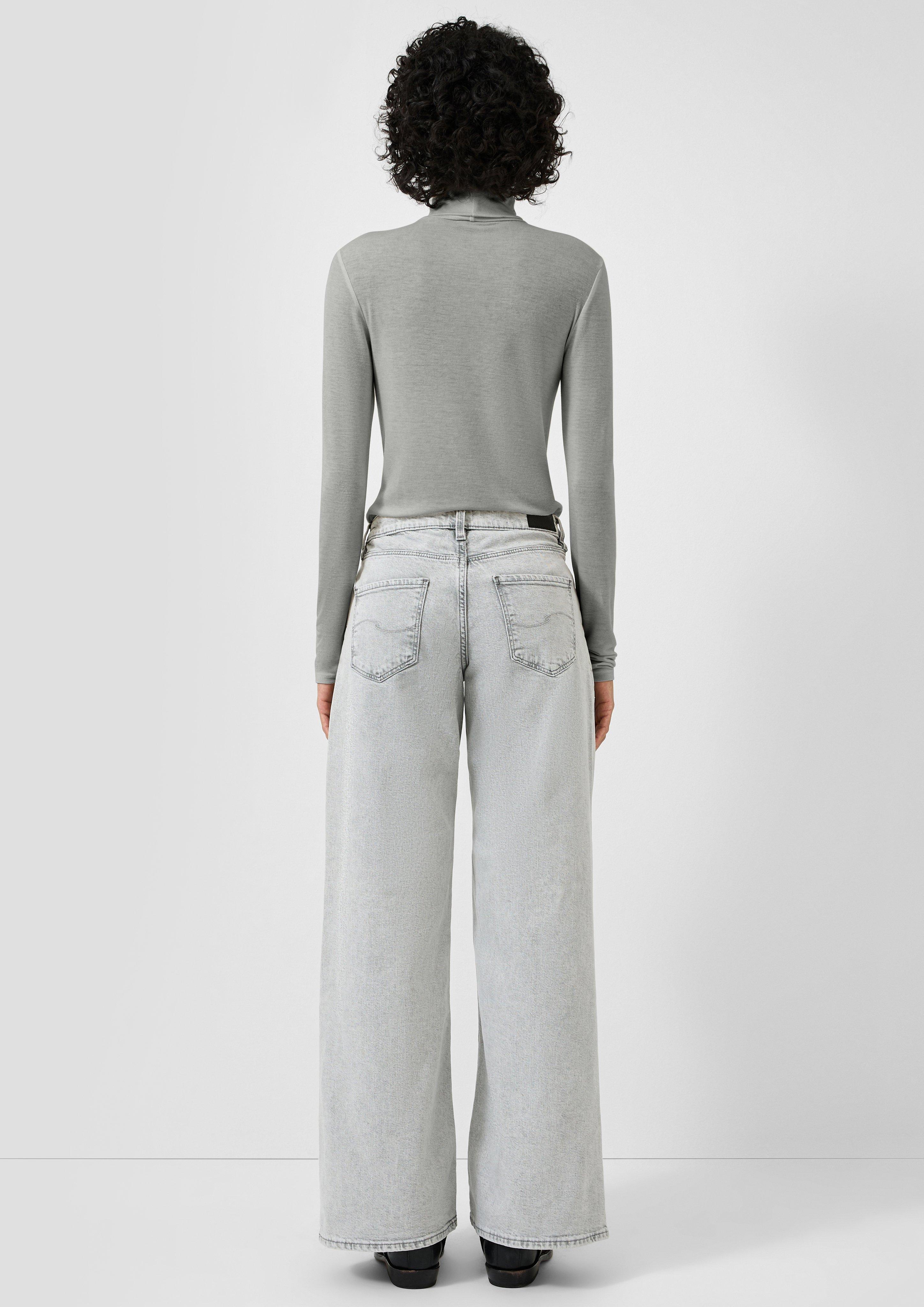 T-shirt in 9400, 0200 & 5820