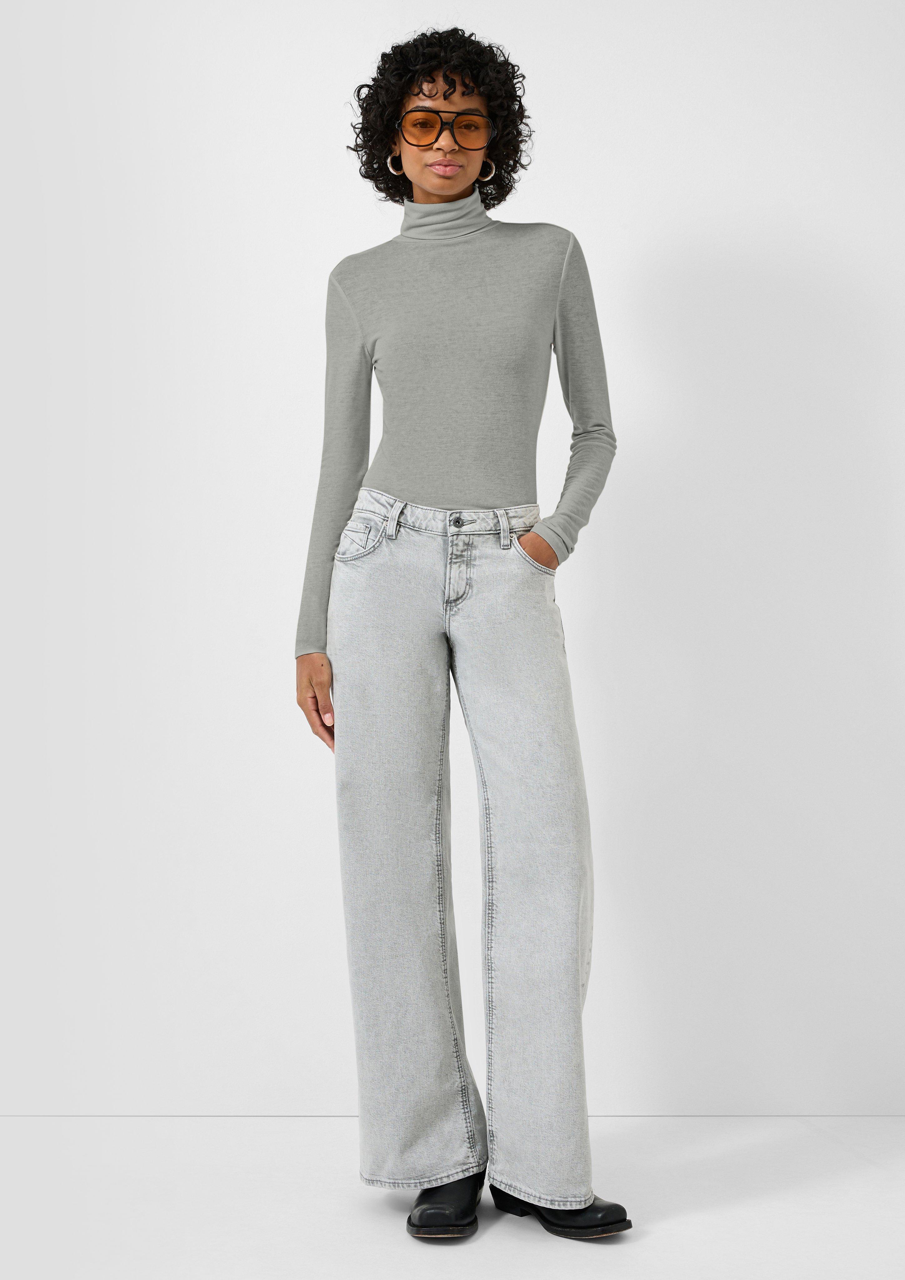 T-shirt in 9400, 0200 & 5820