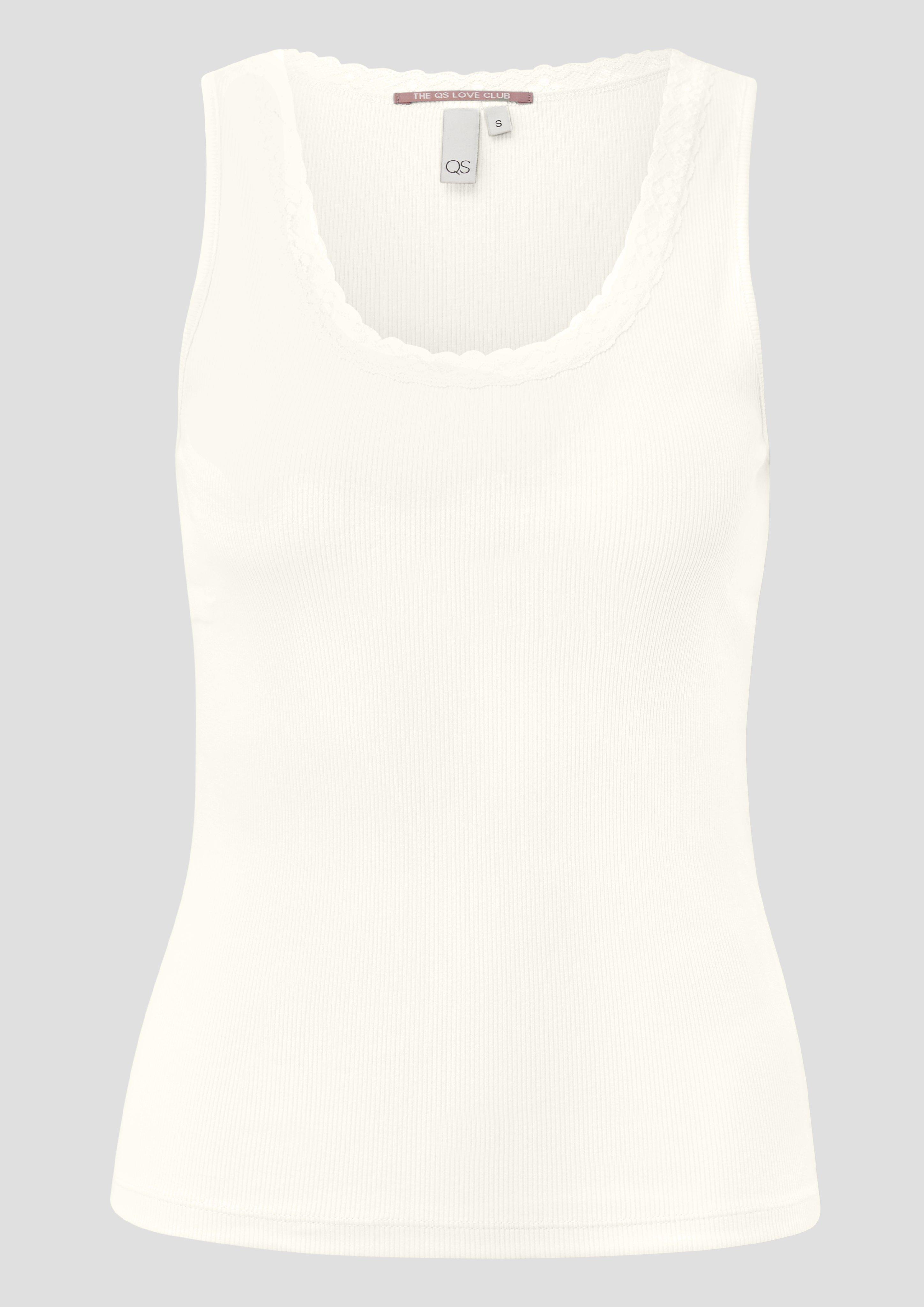 T-shirt in 0200, 4143 & 9999