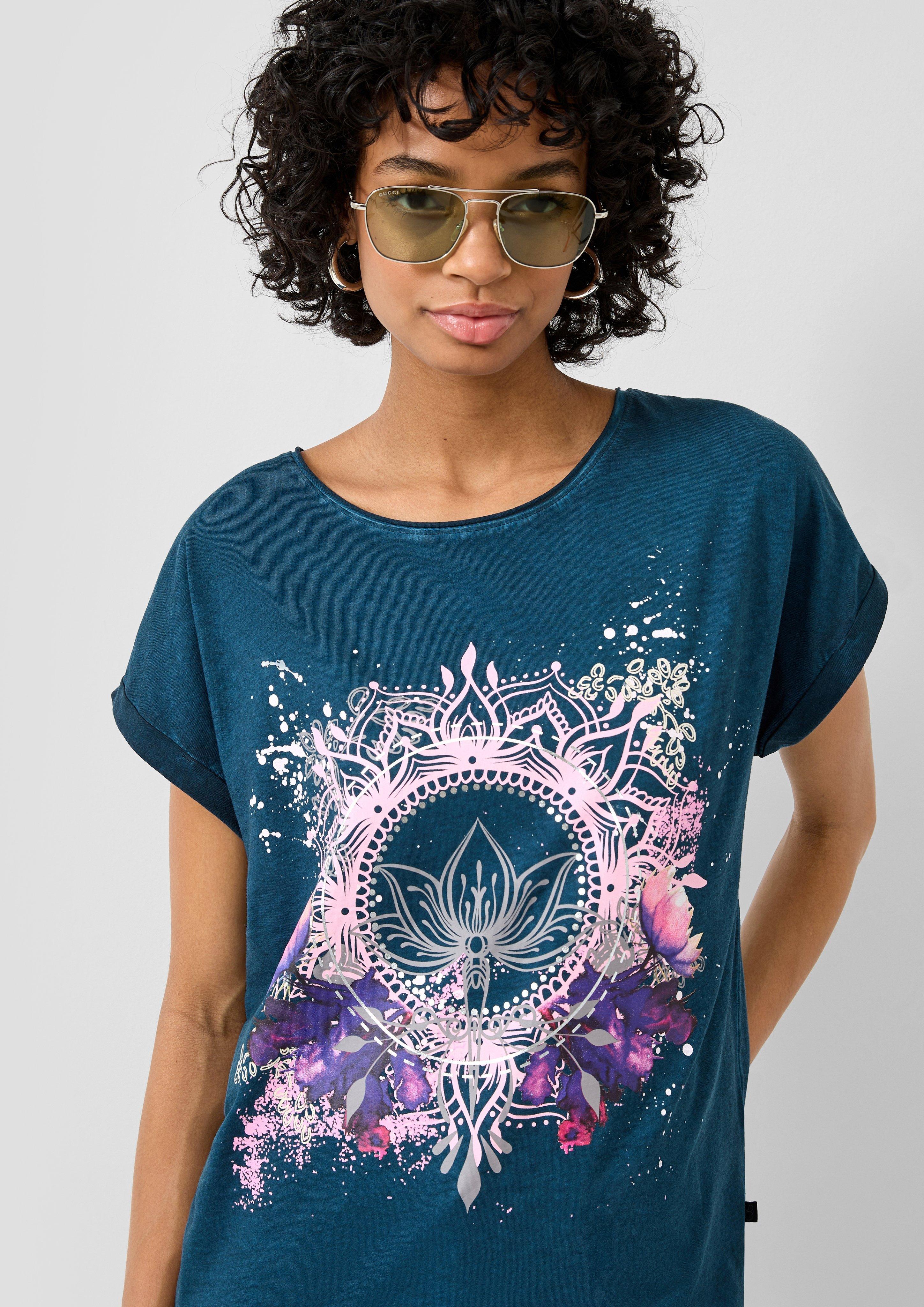 T-shirt in 58D2, 81D3, 79D1 & 99D0