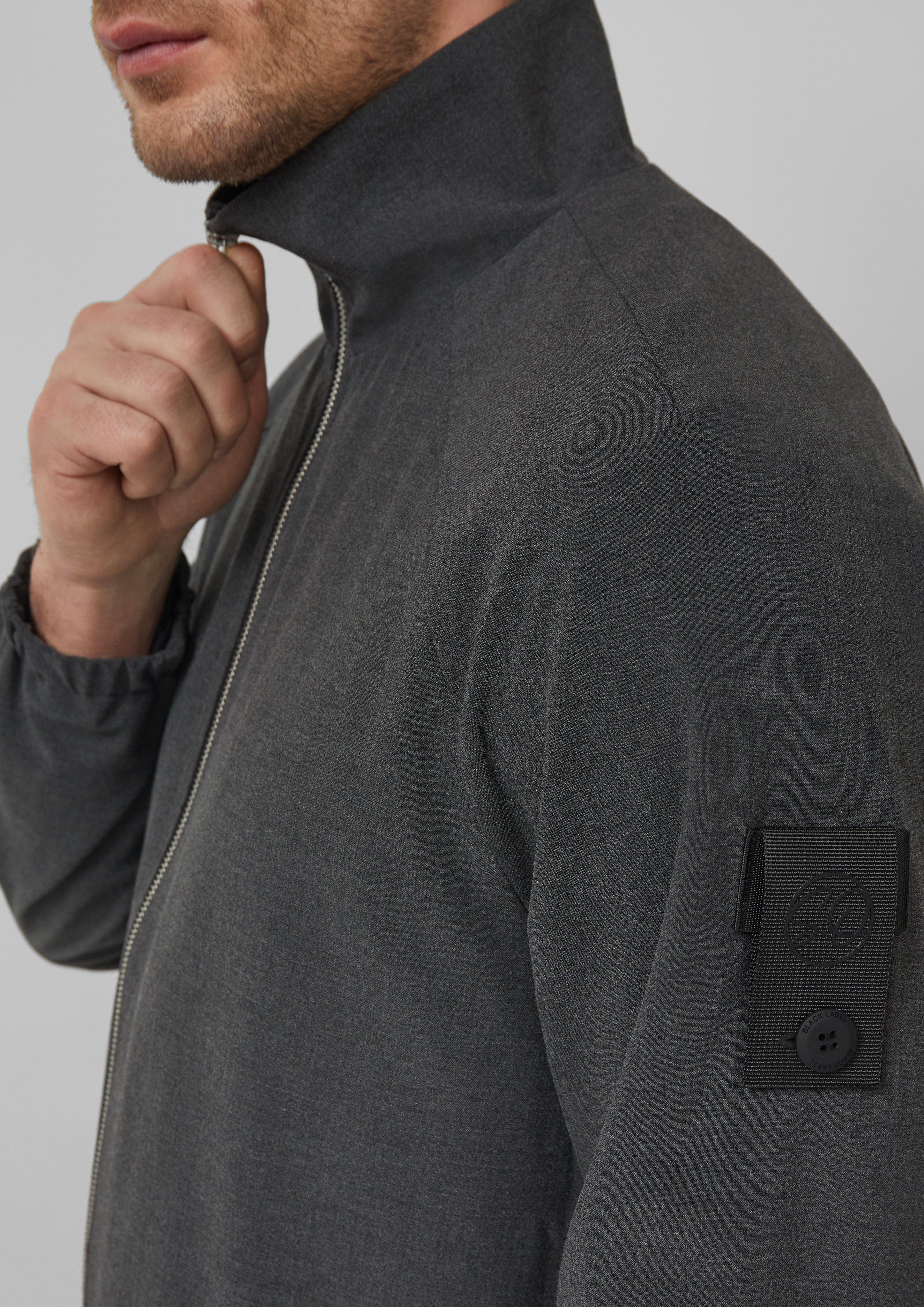 Sportive Raglan-Jacke aus meliertem Stretch-Gewebe