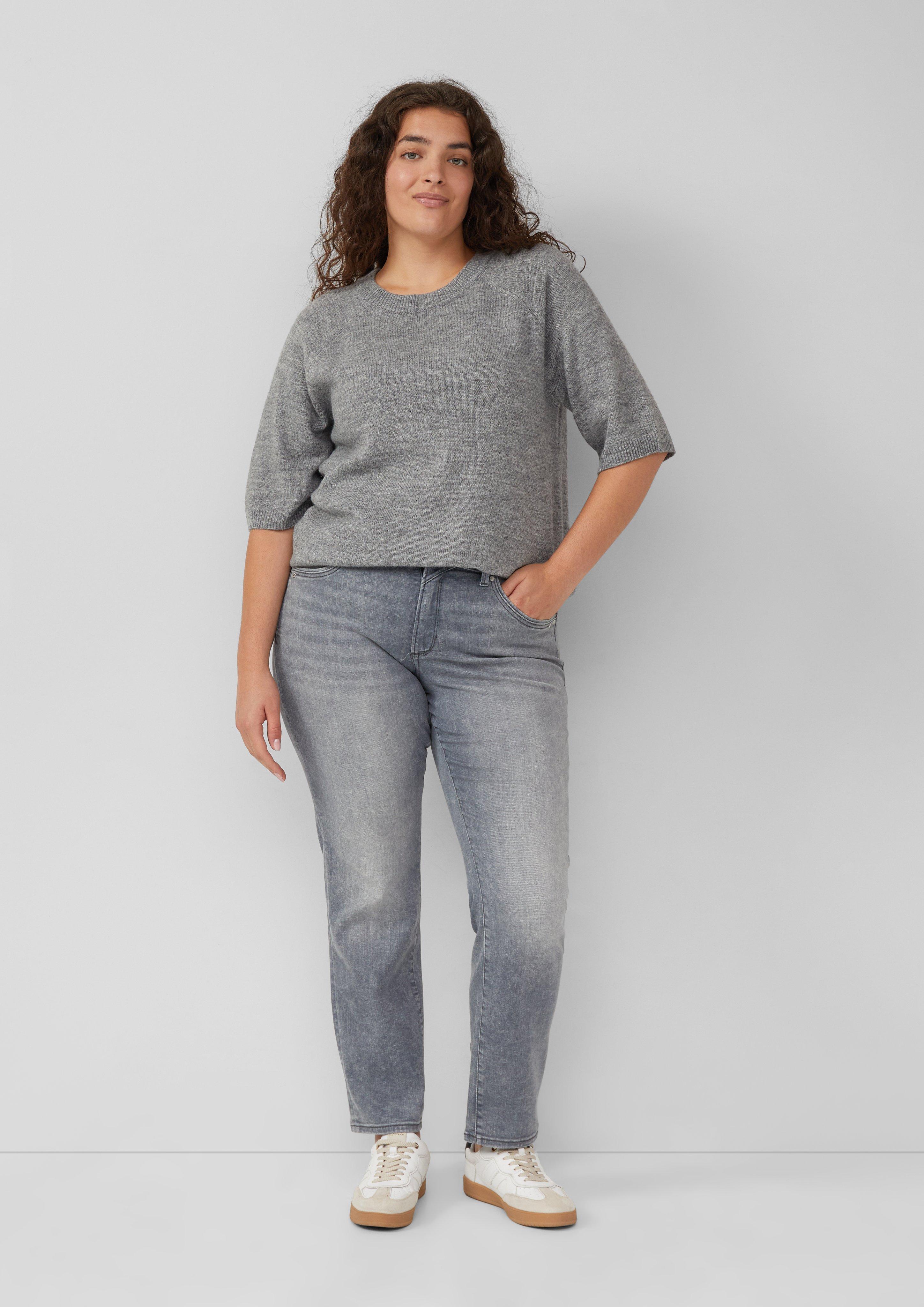 Jean in 93Z5 &amp; 56Z5