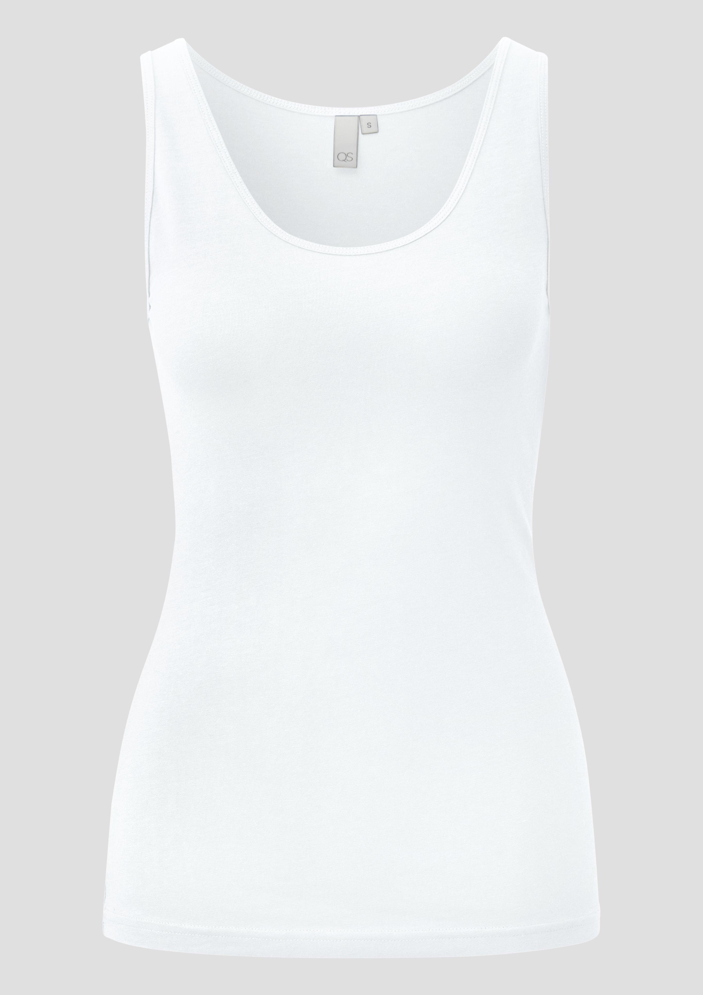 T-Shirt in 0100 & 5820