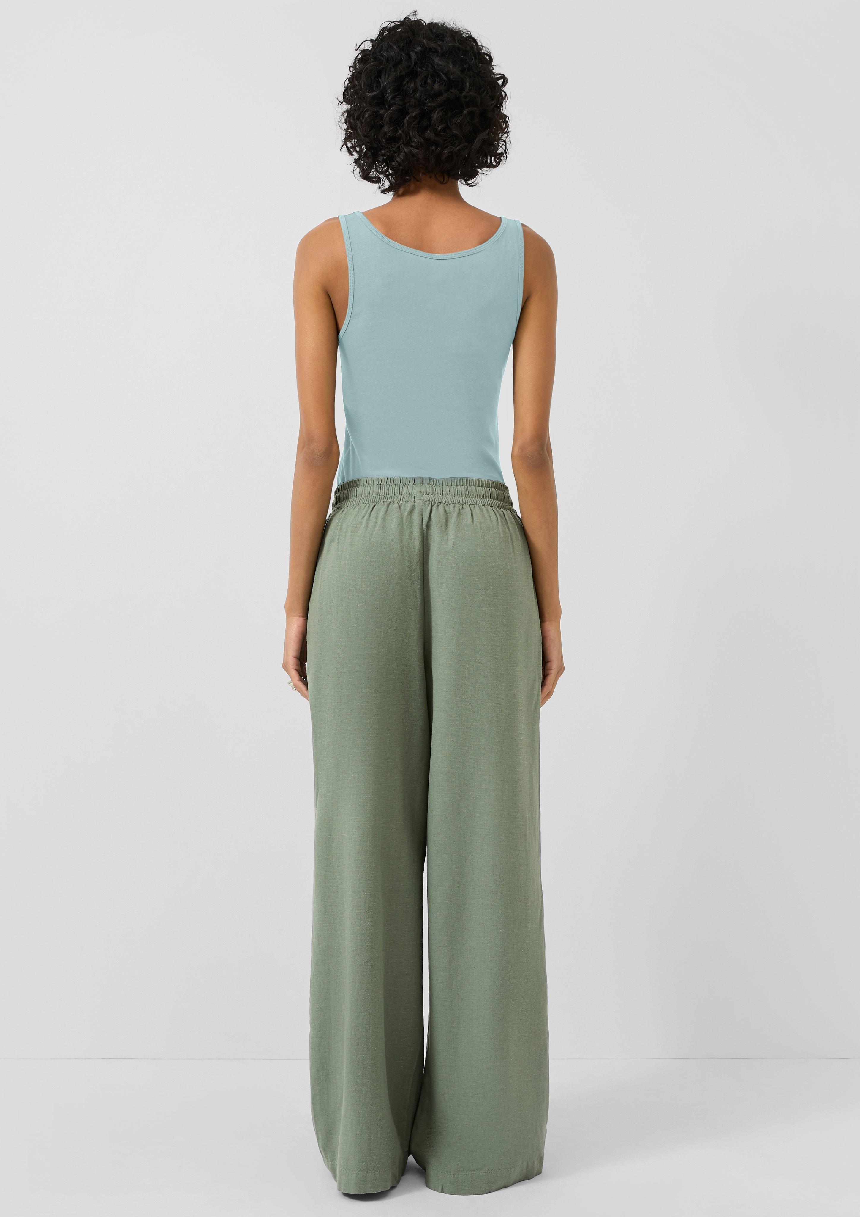 T-Shirt in 6147, 5820 & 0100