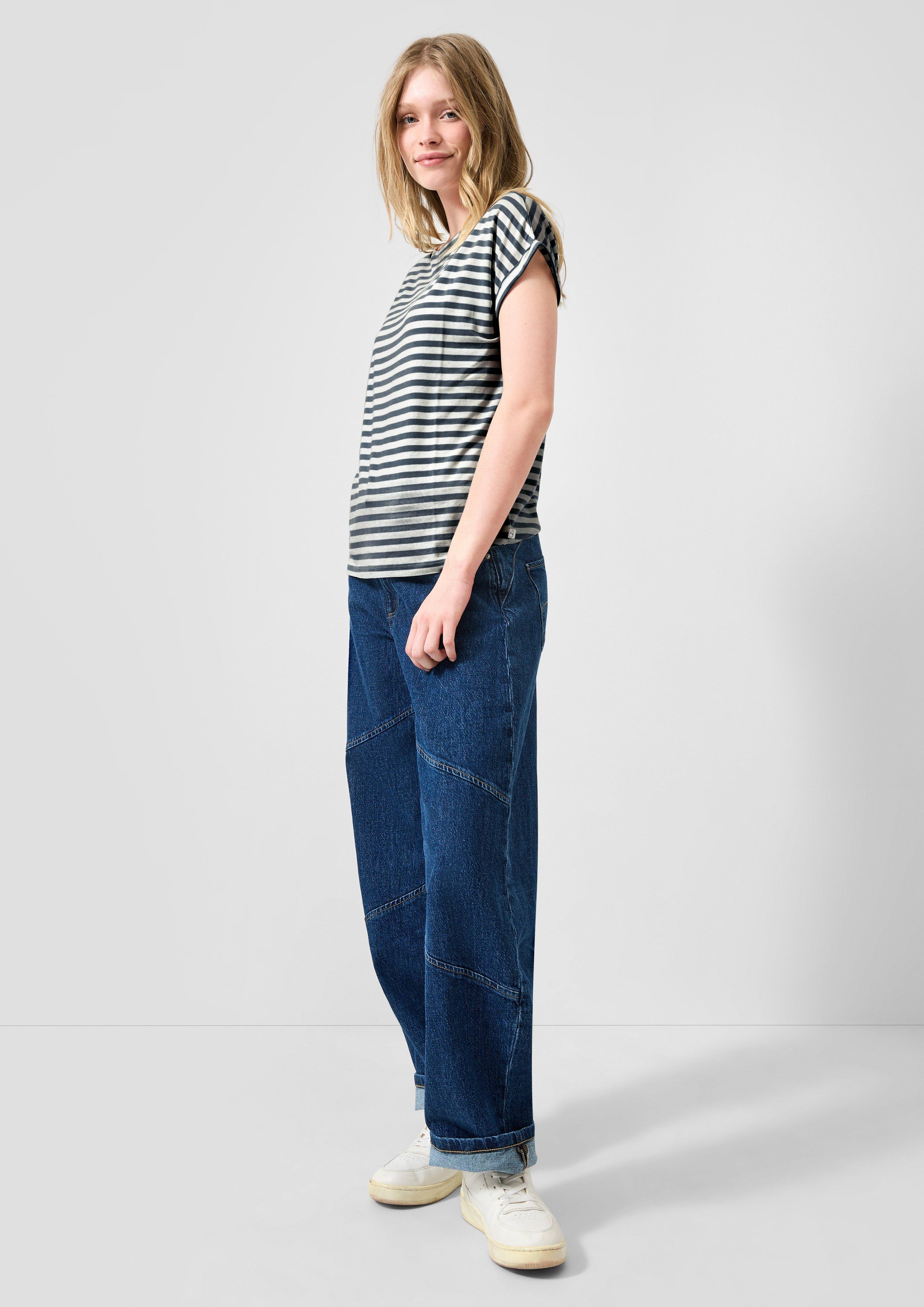 T-Shirt in 58G0, 02G0, 99G0, 61G0 & 81G0