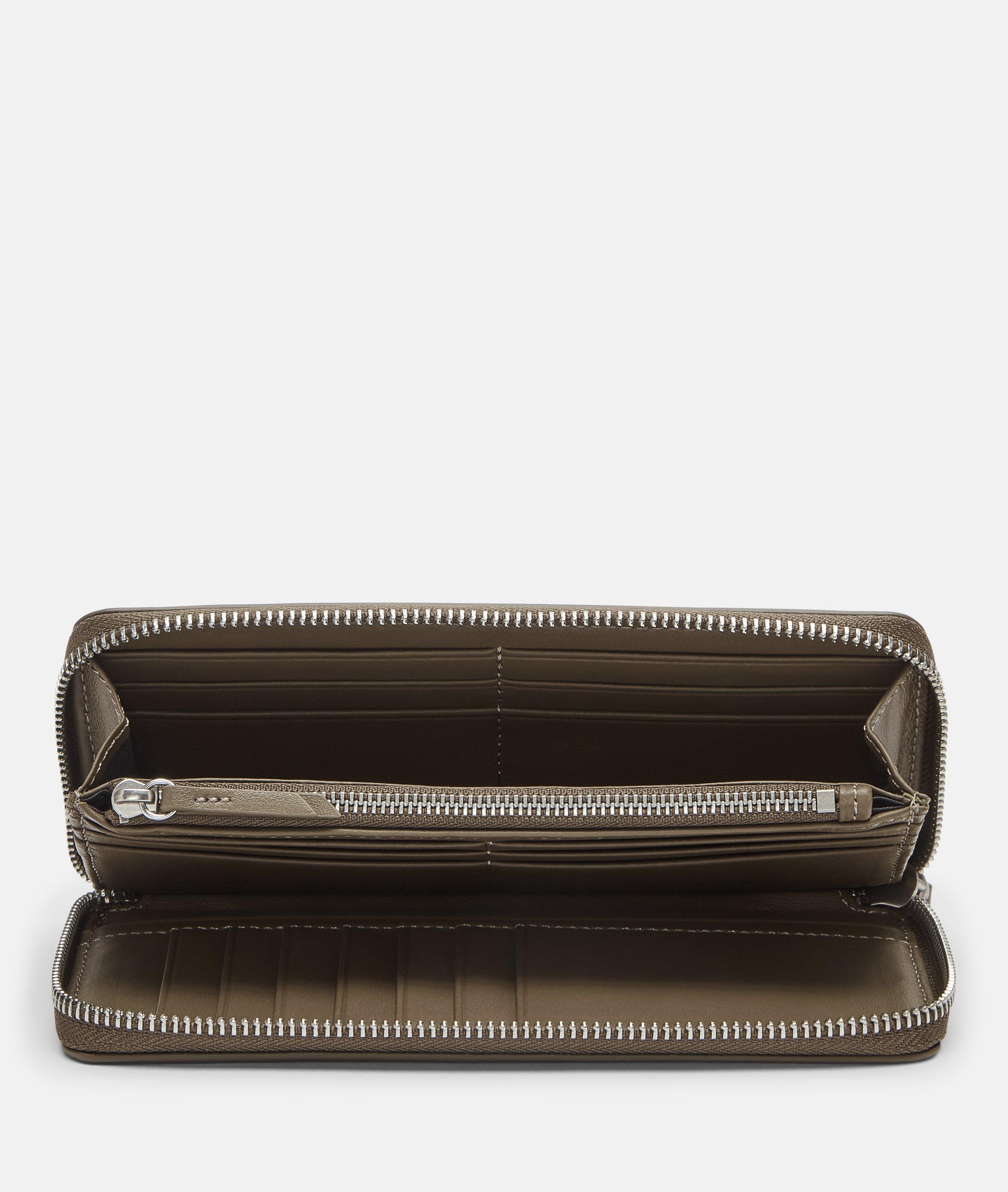 Juna wallet L in brown