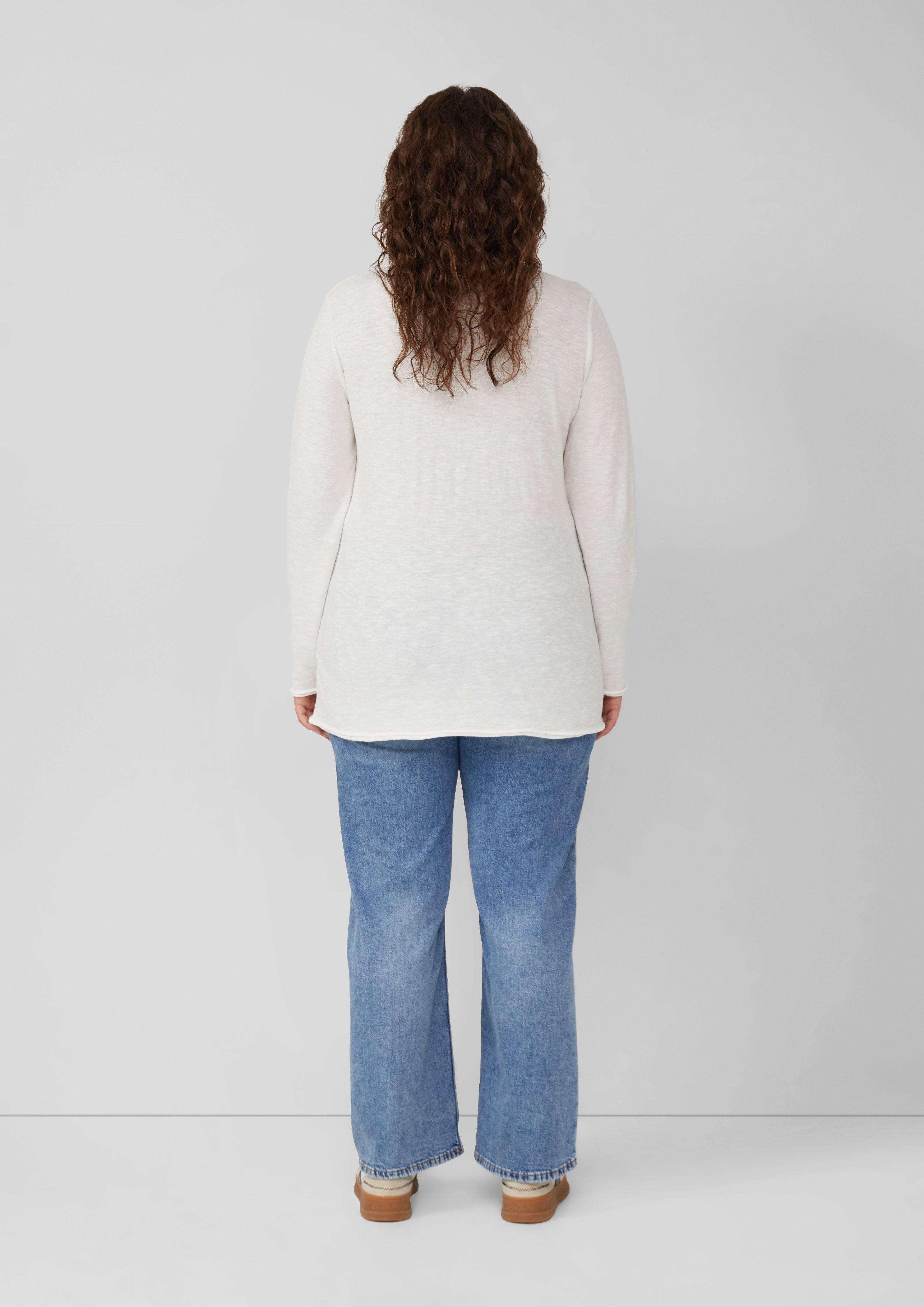 T-shirt in 0210, 3902, 5959 & 5527