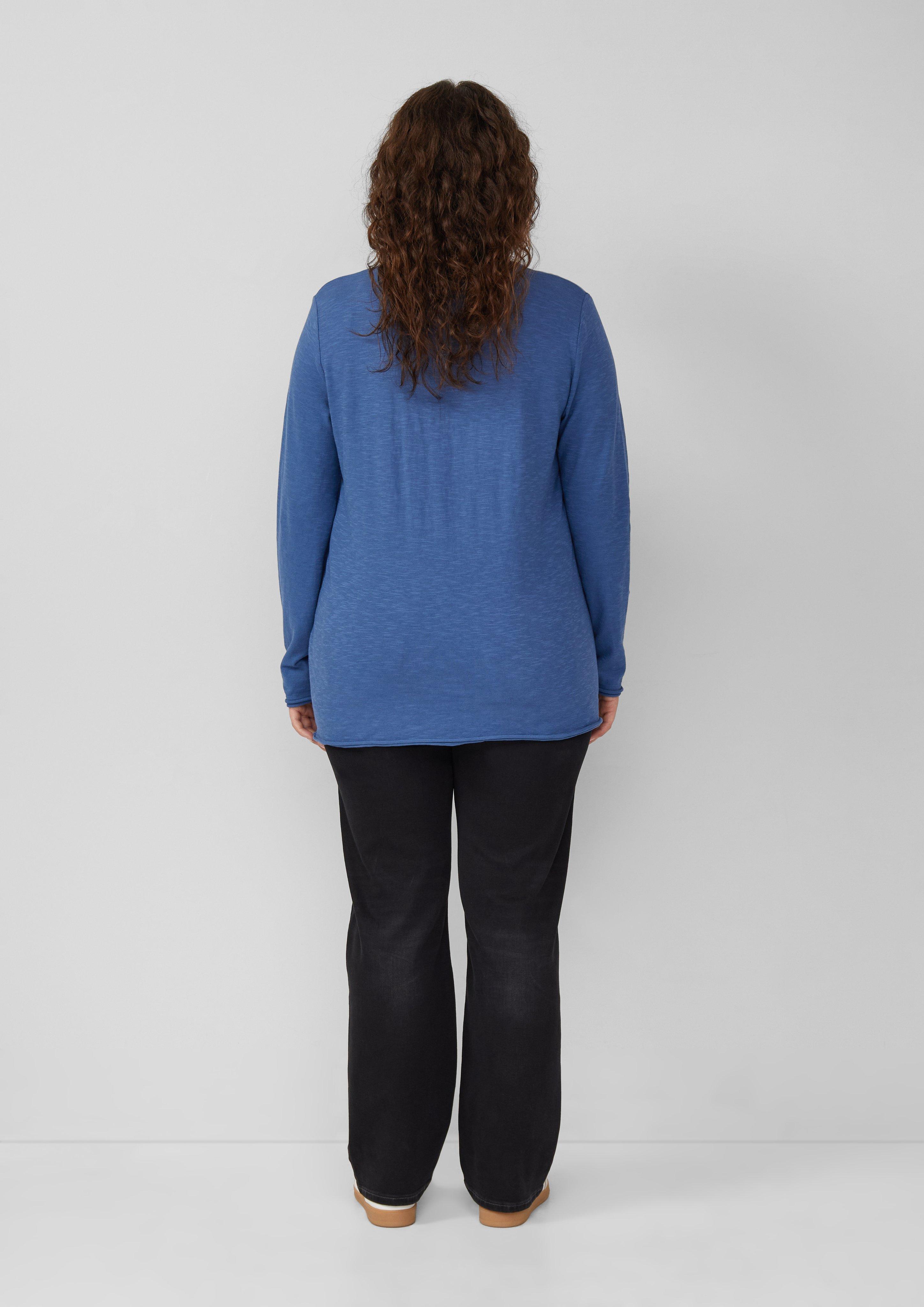 T-shirt in 5527, 3902, 5959 & 0210