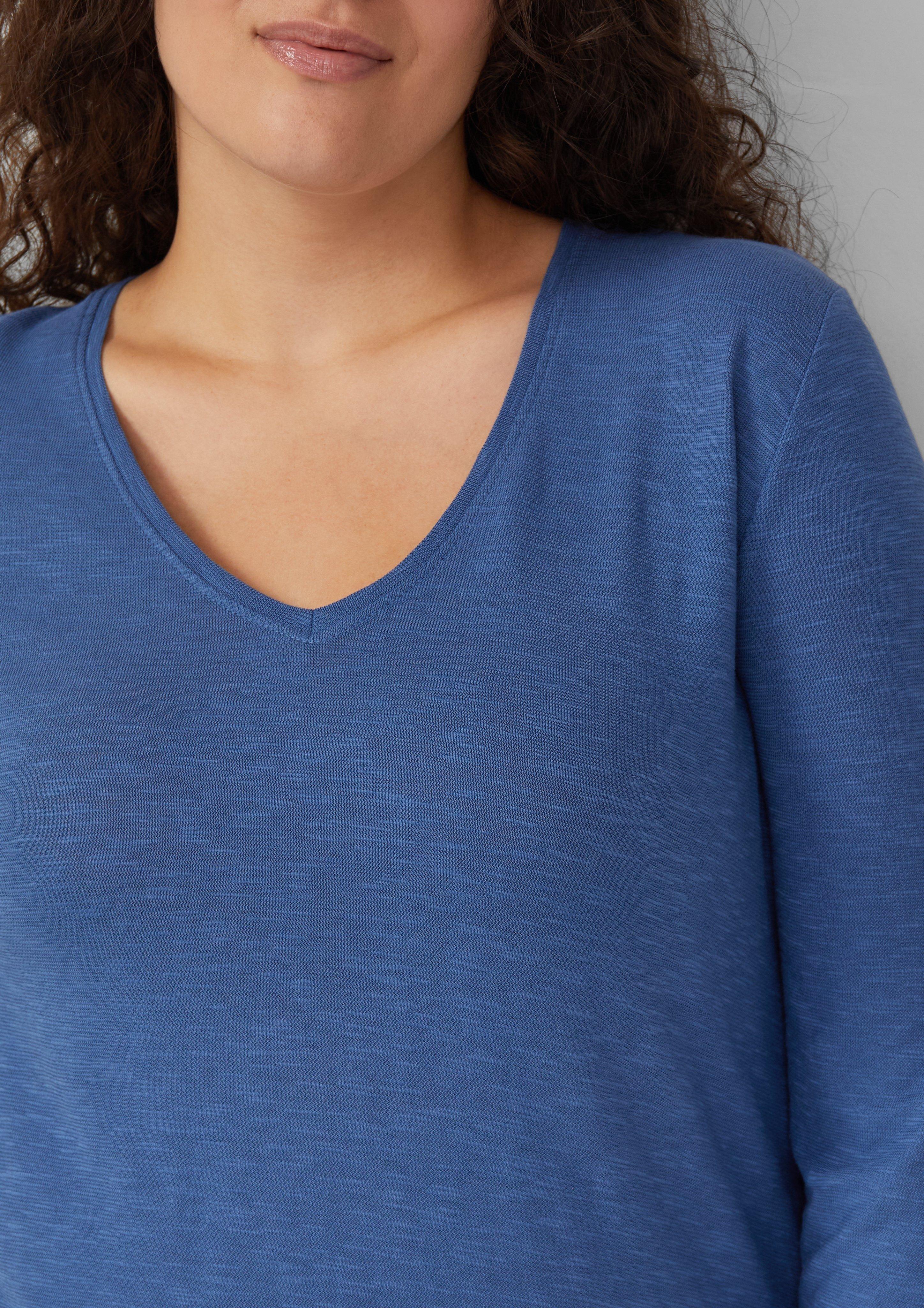 T-shirt in 5527, 3902, 5959 & 0210