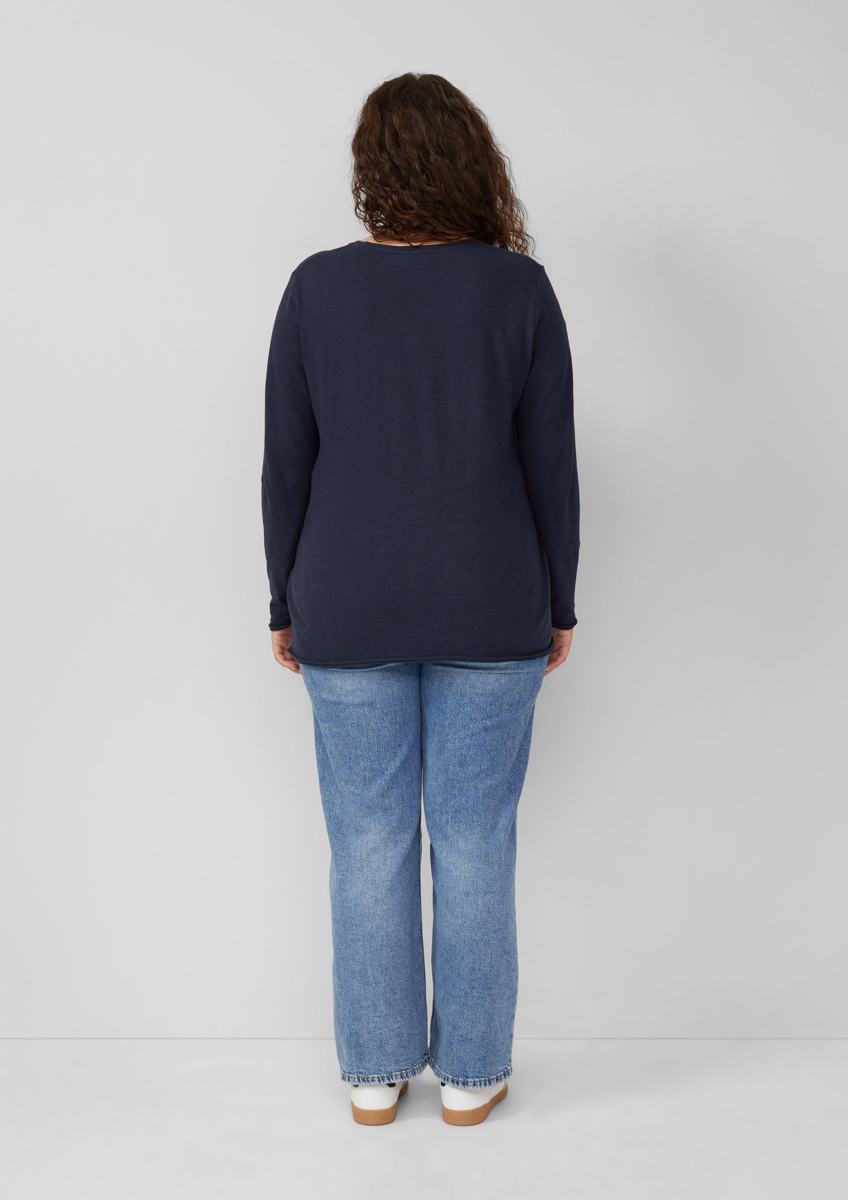 T-shirt in 5959, 3902, 5527 & 0210