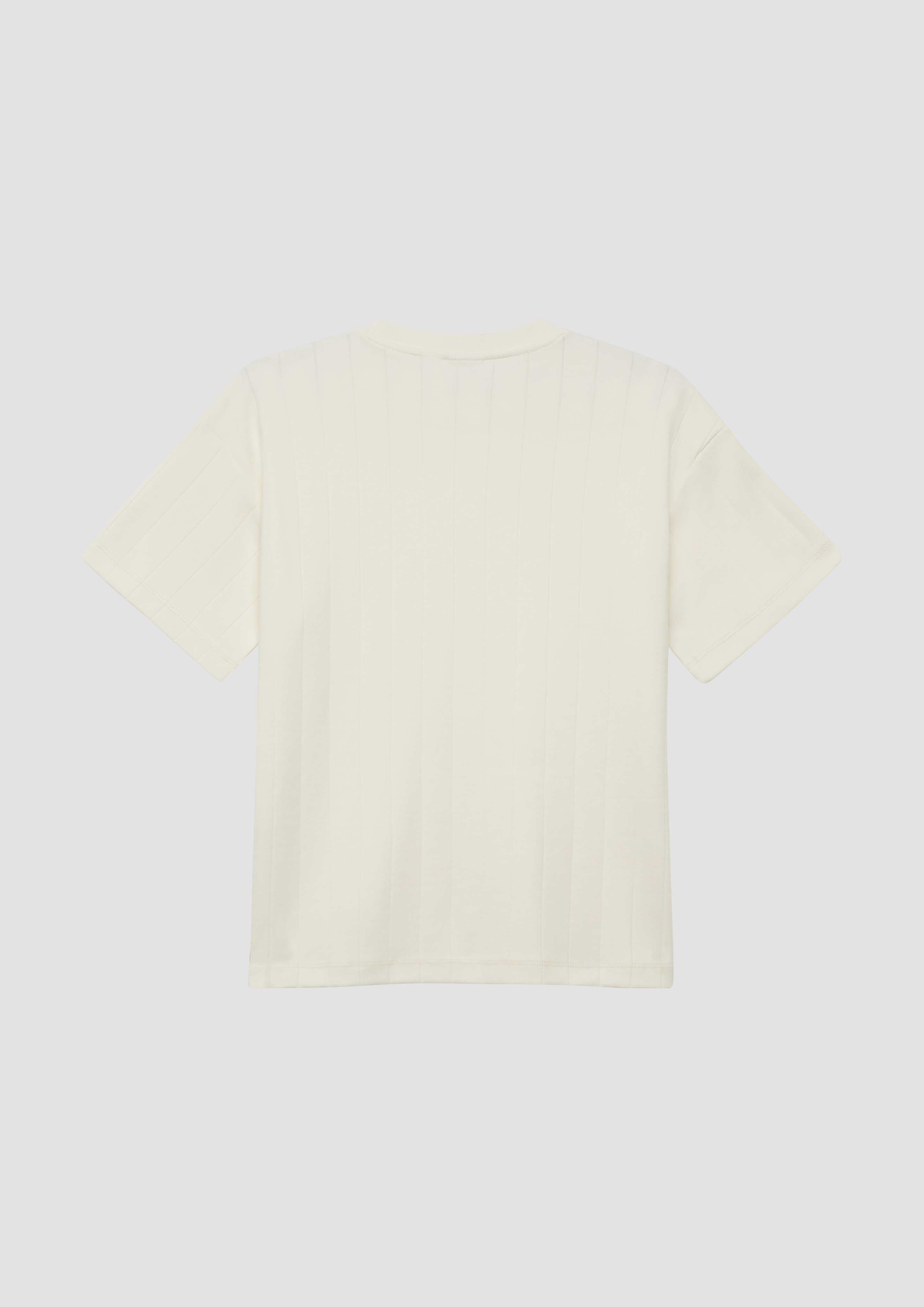 T-Shirt in 0401 & 5952