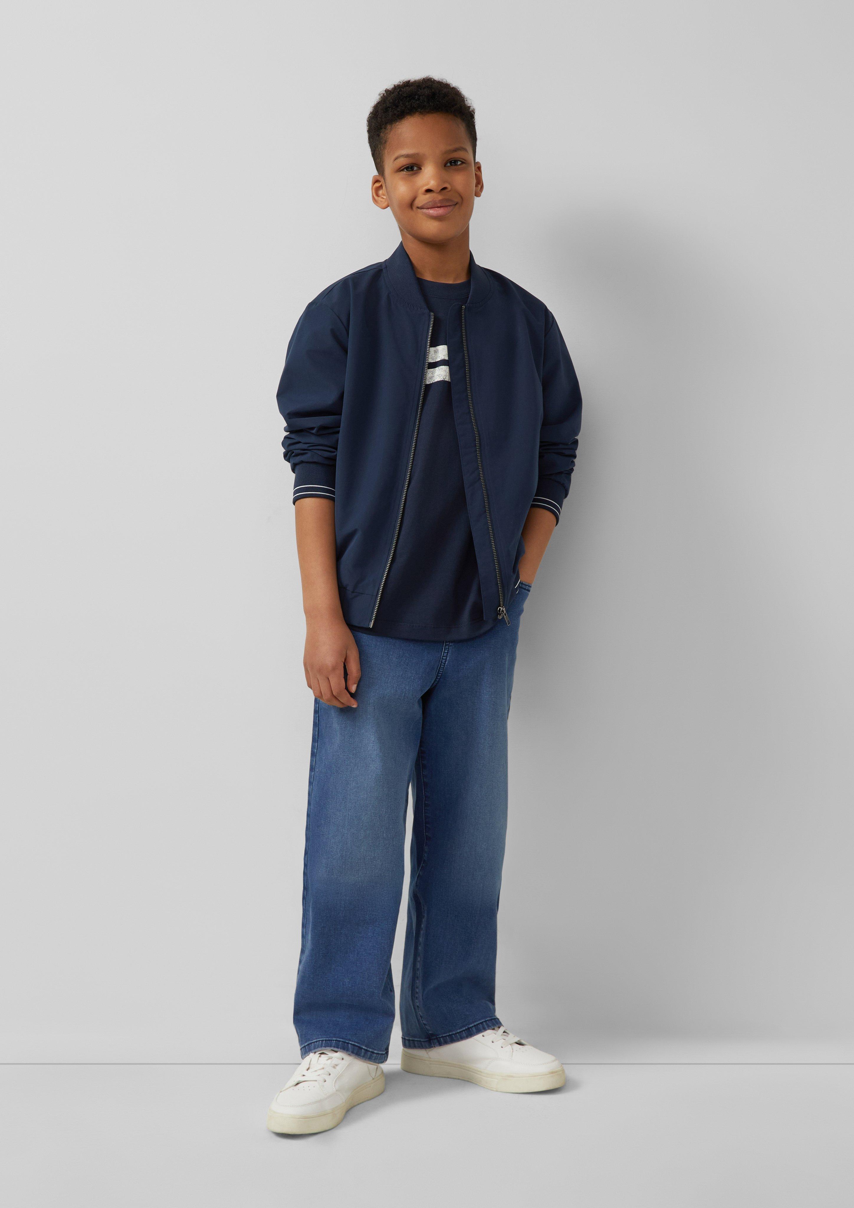 T-shirt in 5952, 7253 & 0401