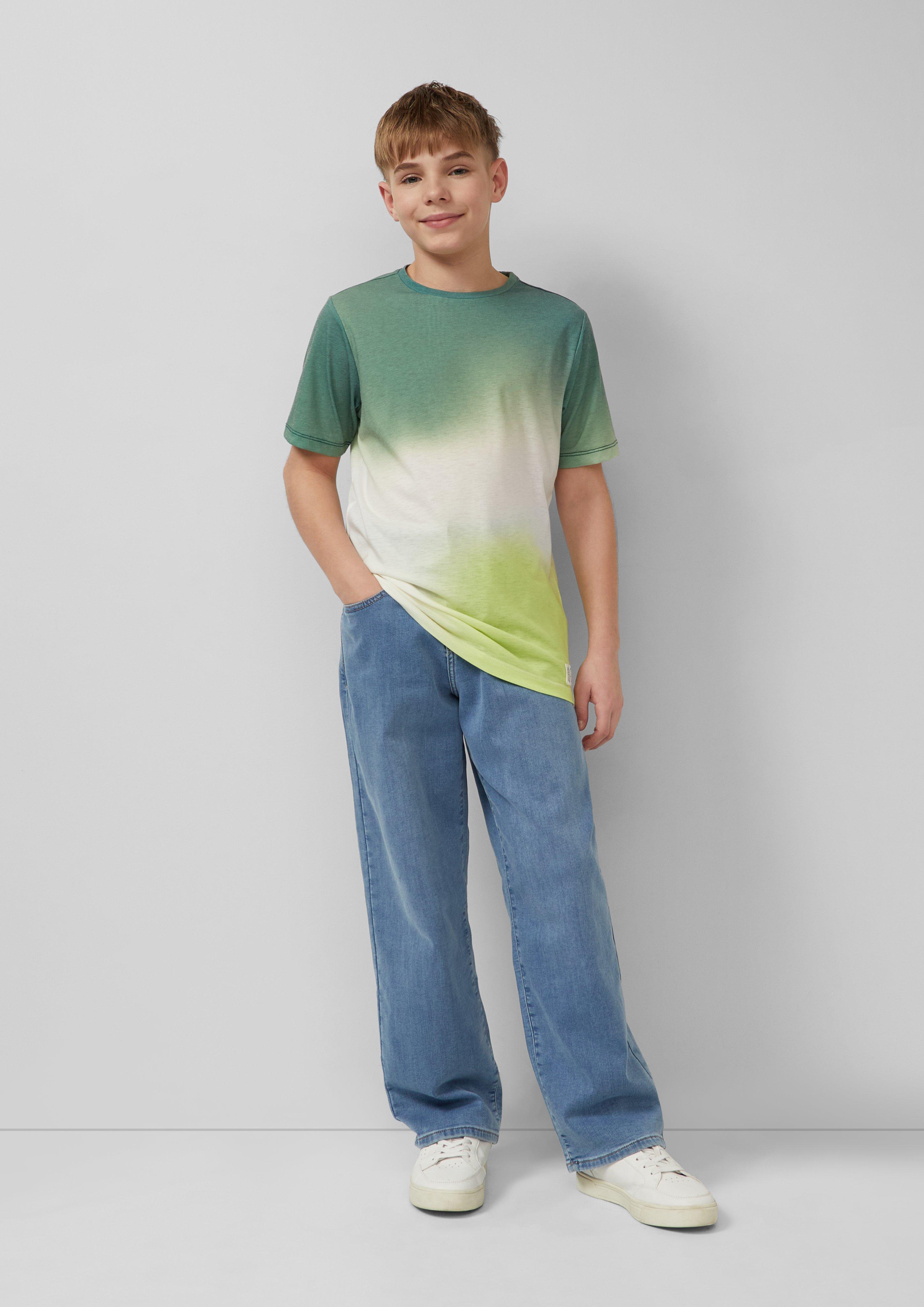 T-Shirt in 04D1 & 59D1