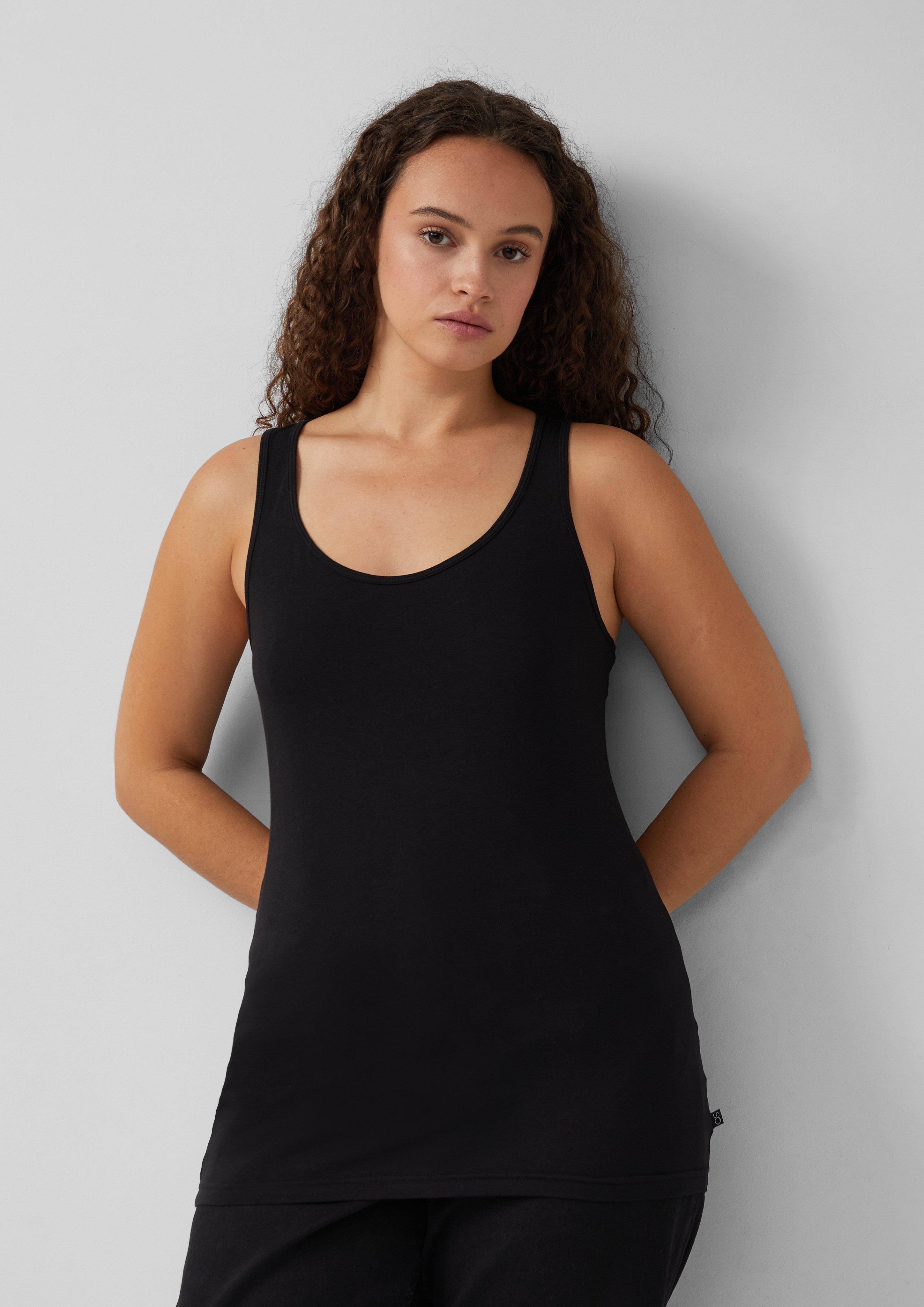 T-shirt in 9999 & 0100